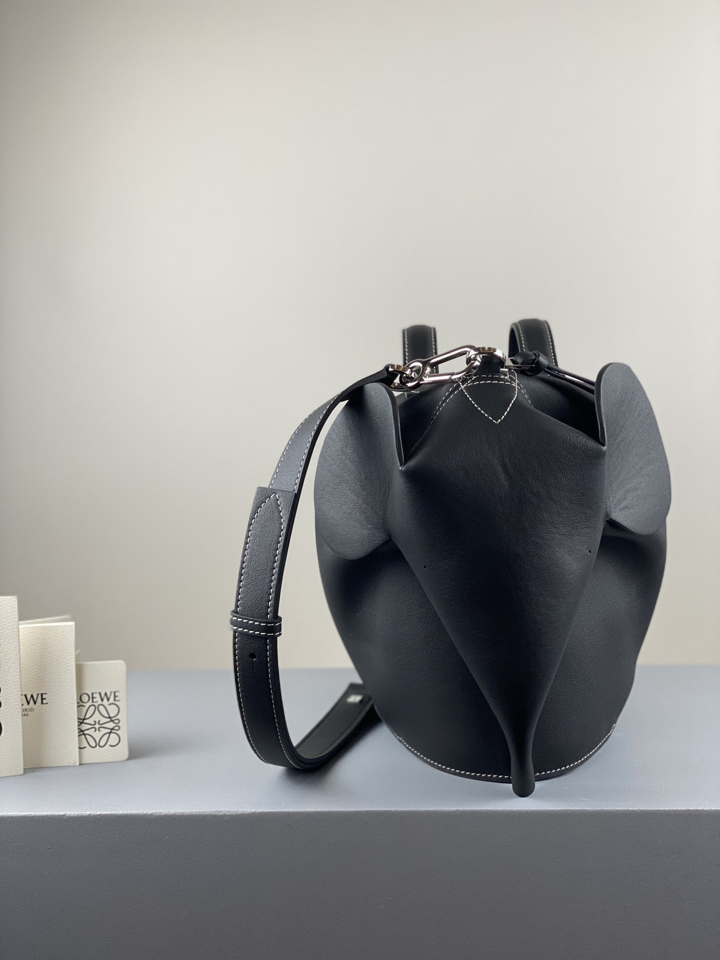 L0ew* large elephant bag 36x26.5x22cm