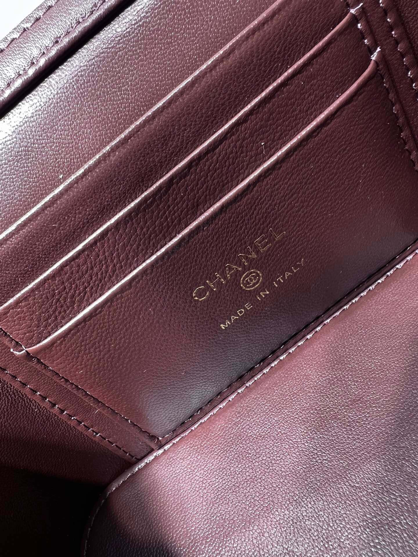 Ch*el clutch with chain 9.5x 17x 8cm