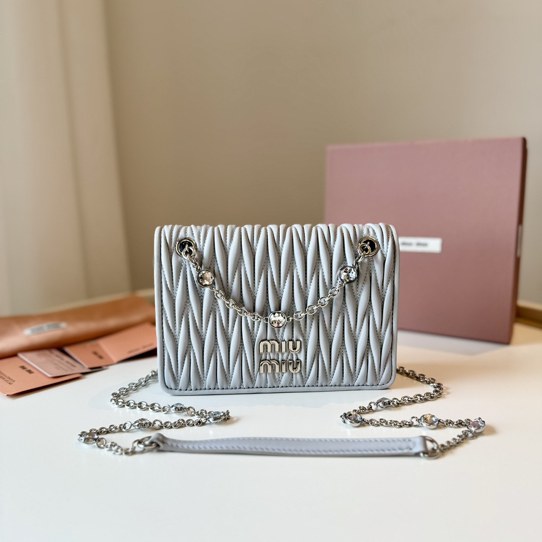 Miu Miu Matelassé  19X13X5cm
