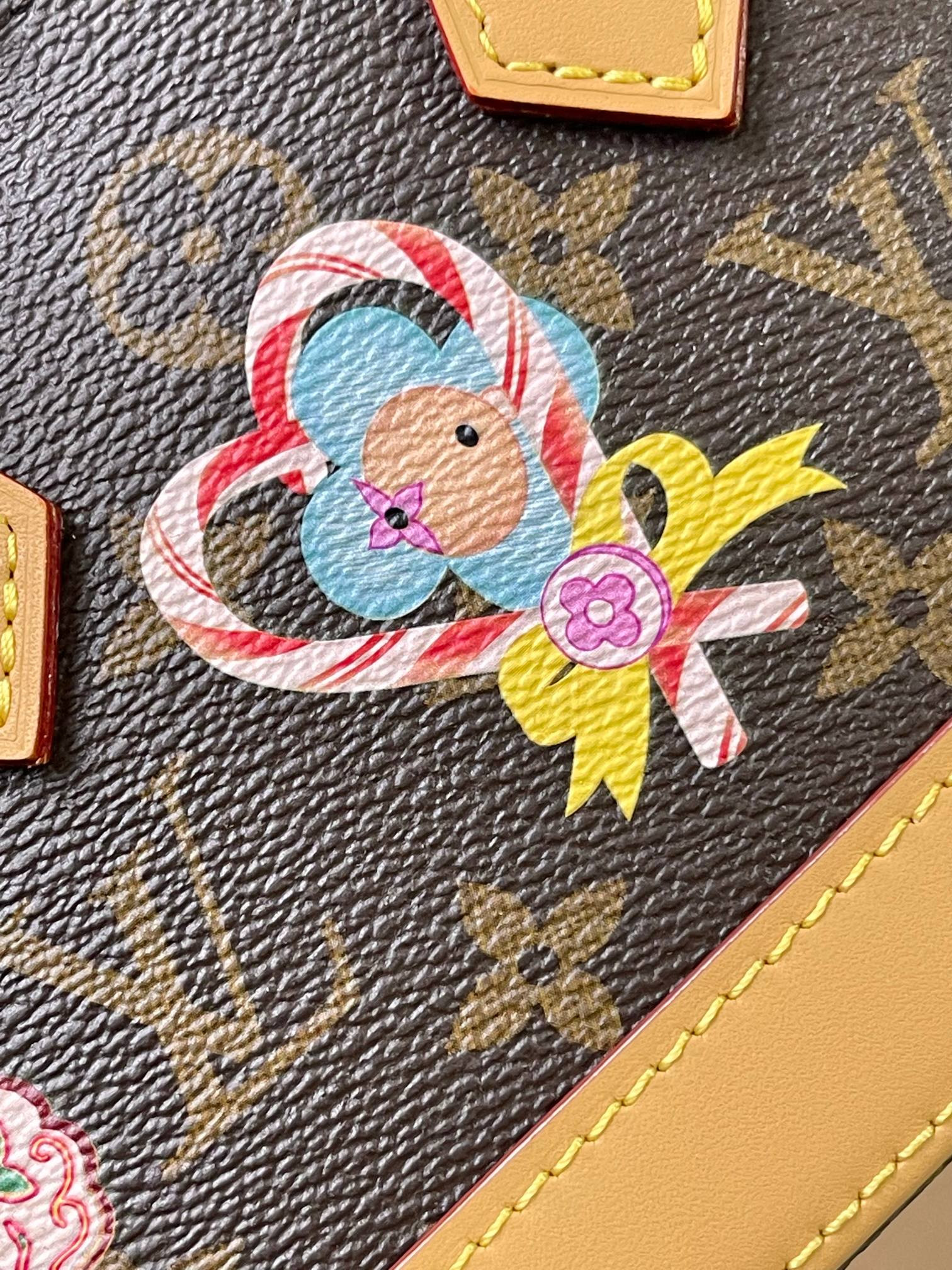 LV Nano Alma M12199 18x12x8cm