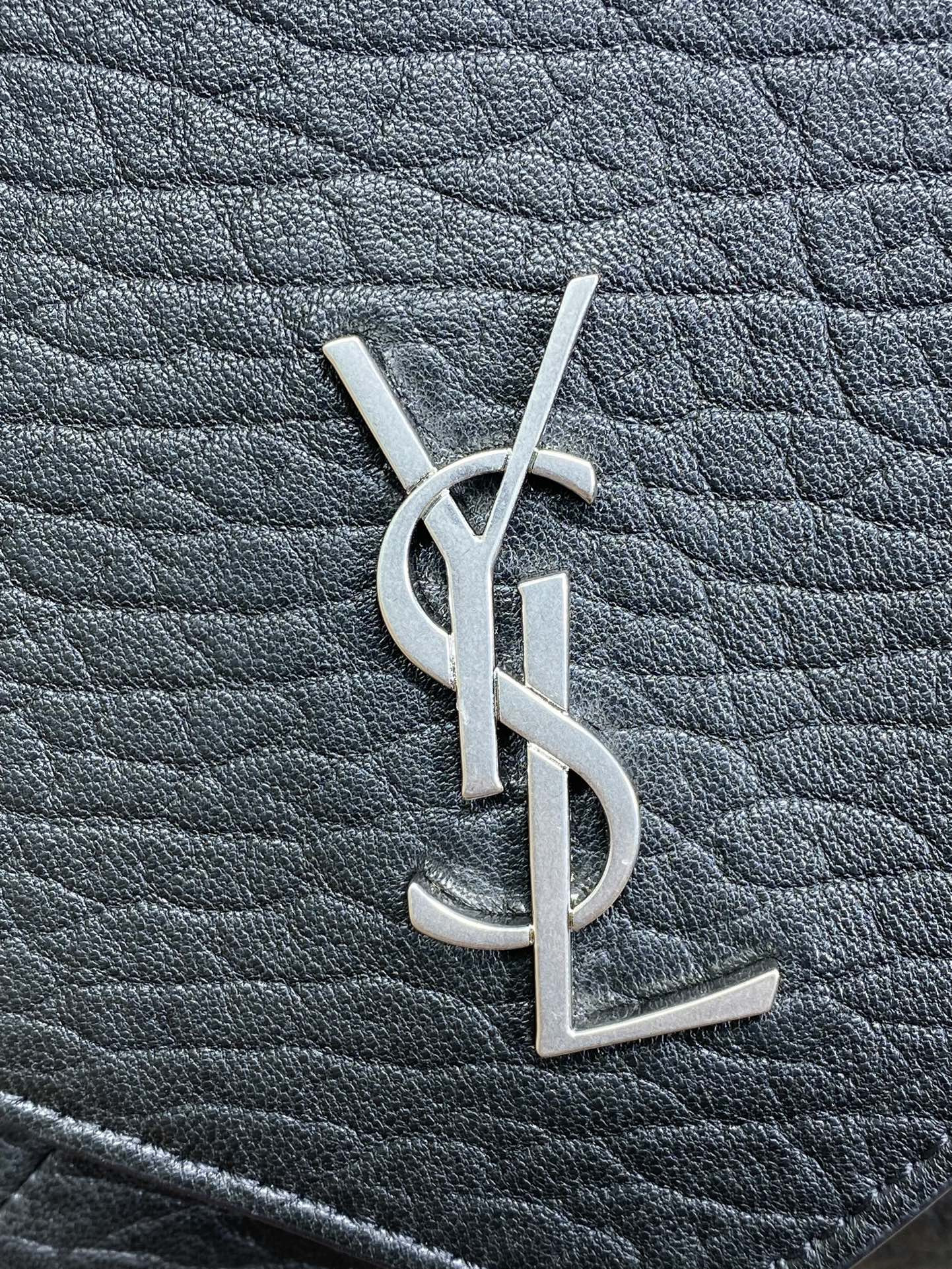 Y*L cassandre envelope messenger in lambskin 23x16.5x6cm