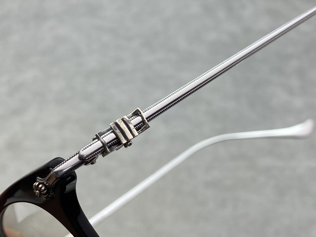 Ch**me He**ts glasses bkgp 49-22-145