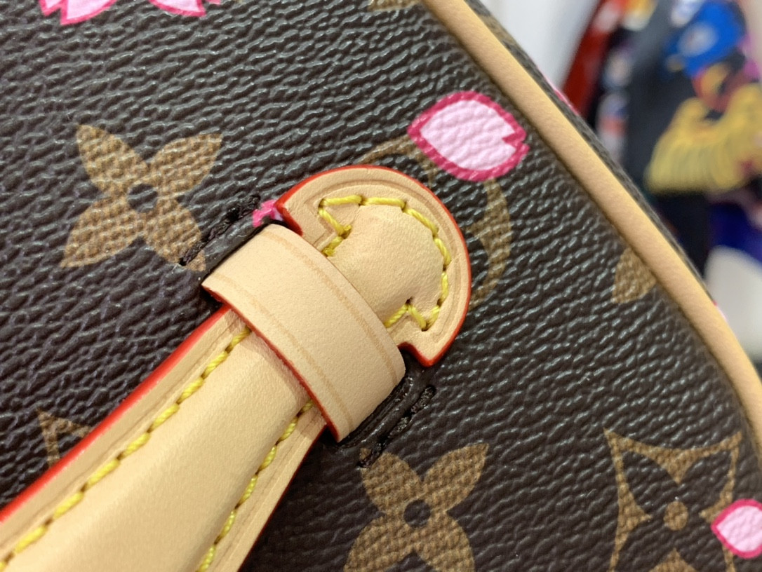 LV x TM NICE M14181 13.5 x 12 x 20 CM