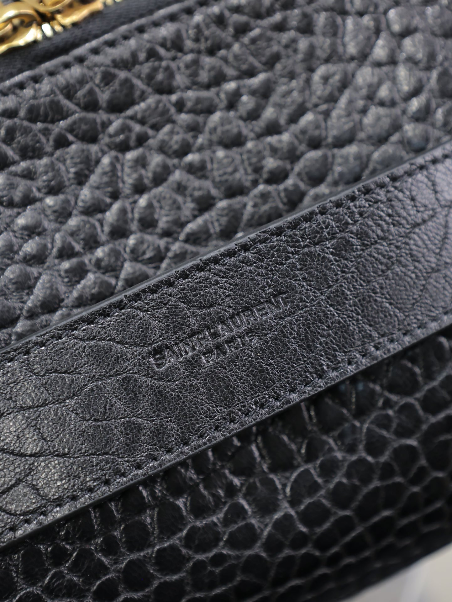 Y*L gaby vanity case in grained leather 21x13x13cm