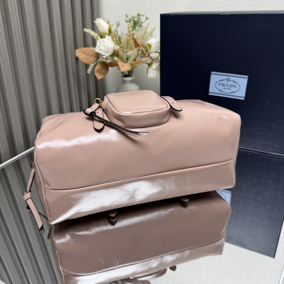 Pra*a dangle medium leather top-handle bag 14x30x13.5cm