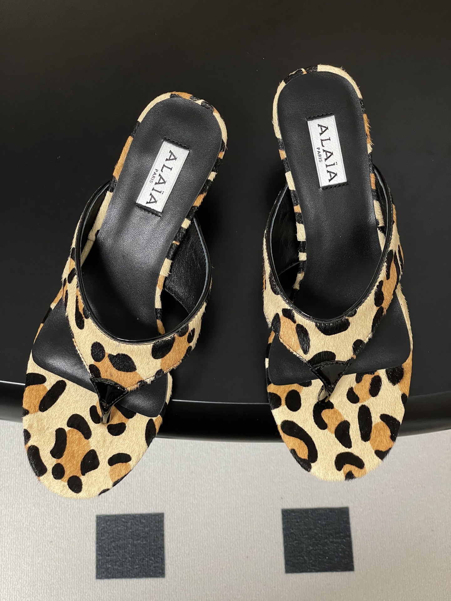 UA Alaia Triangle Flat Slides 5.5cm Heel(Customized Size 7-10 days production time)