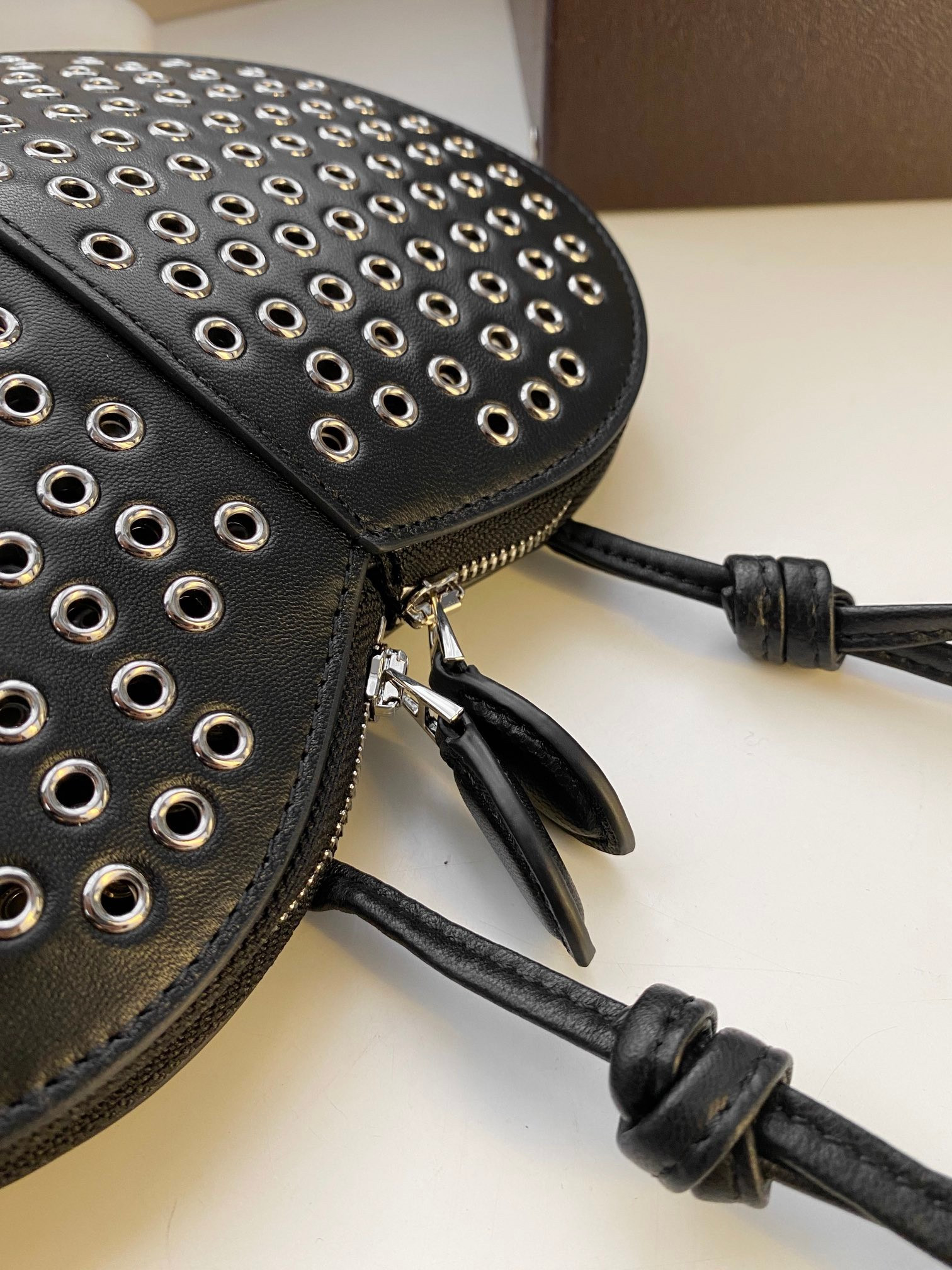 ALAÏA Le Coeur Heart Bag 18.5x20.5x5cm