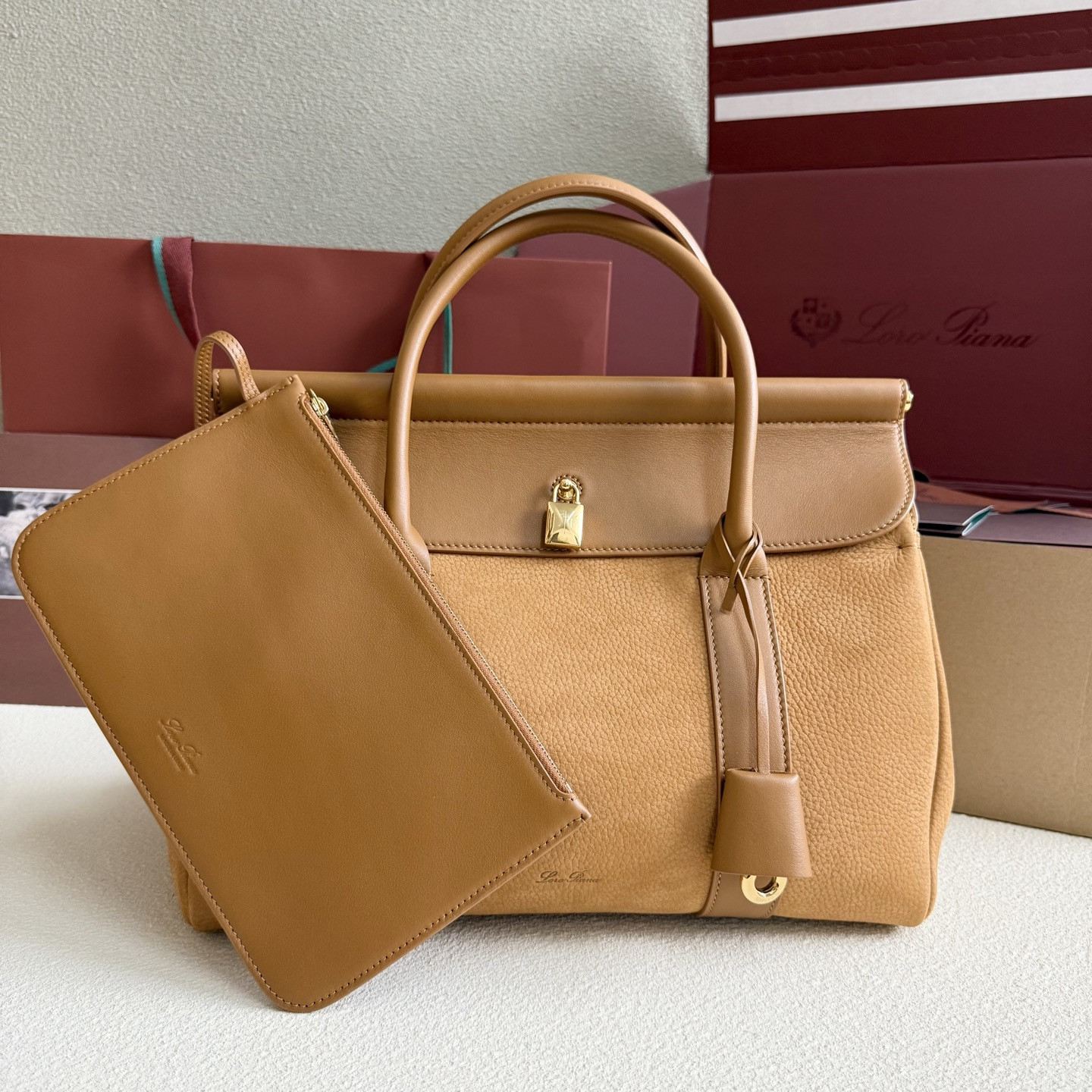 L**o p*ana loom l32 calfskin 33x23x18cm