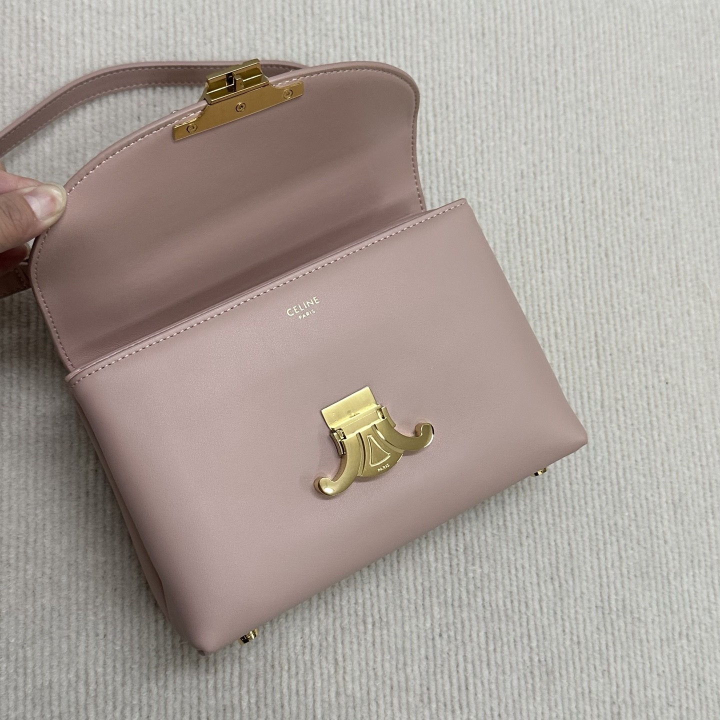 Ce**e teen nino bag in smooth satined calfskin 20.5x13x8cm
