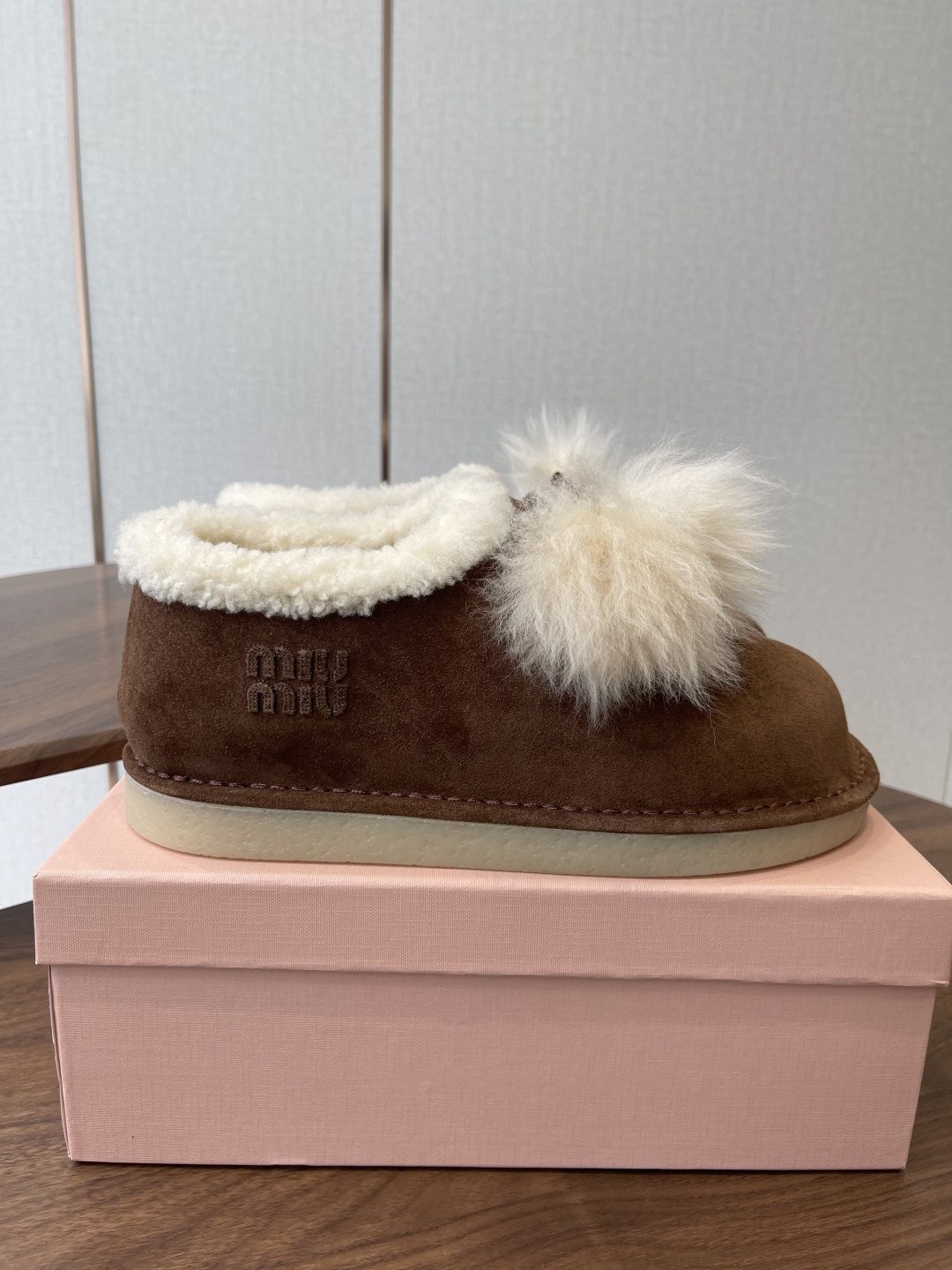 ua M1v M1v suede boot