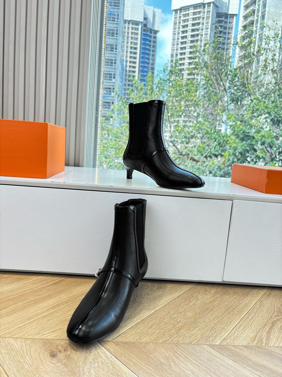 ua H**mes lolita ankle boot 4cm heel