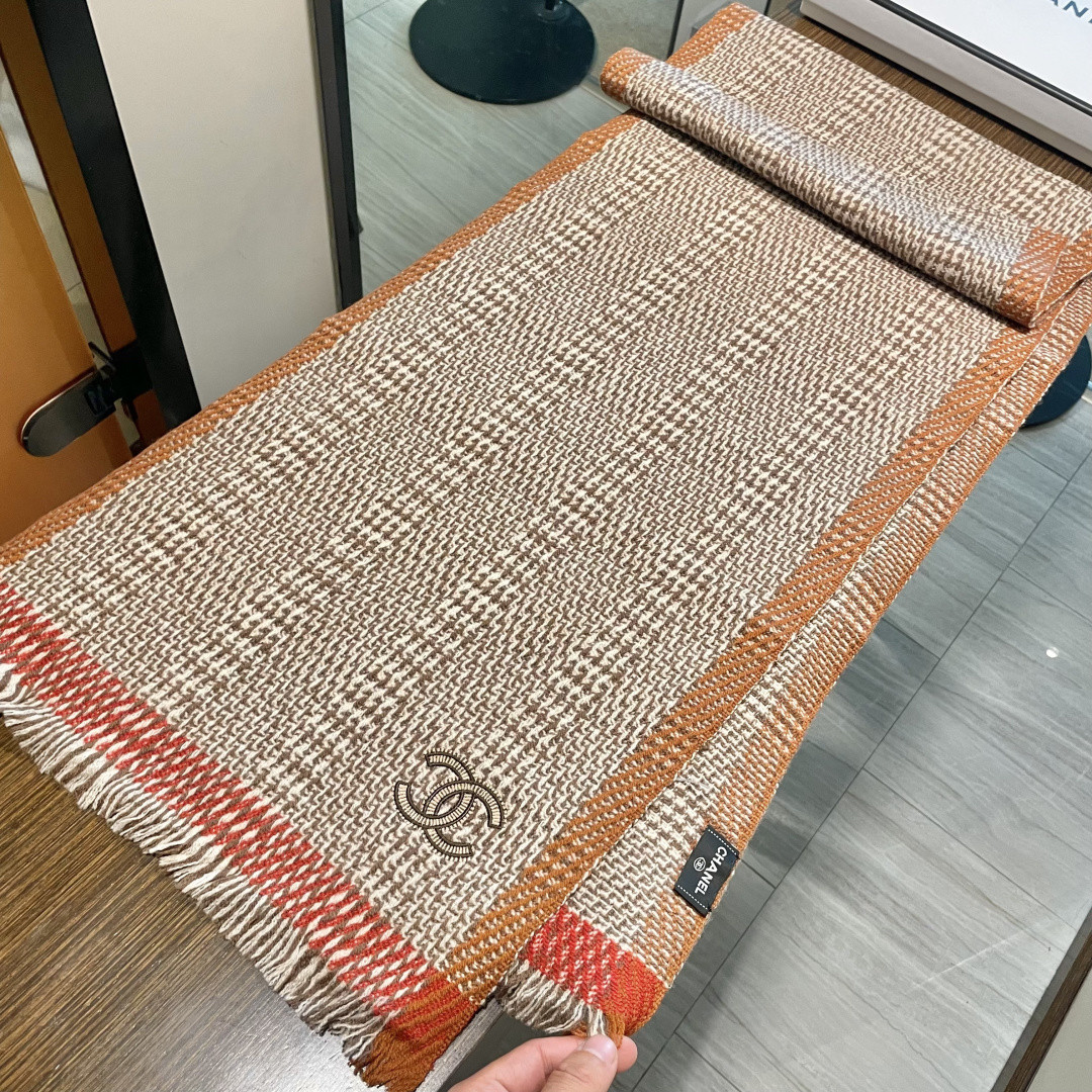 Ch*el scarf 38x200cm 100% wool