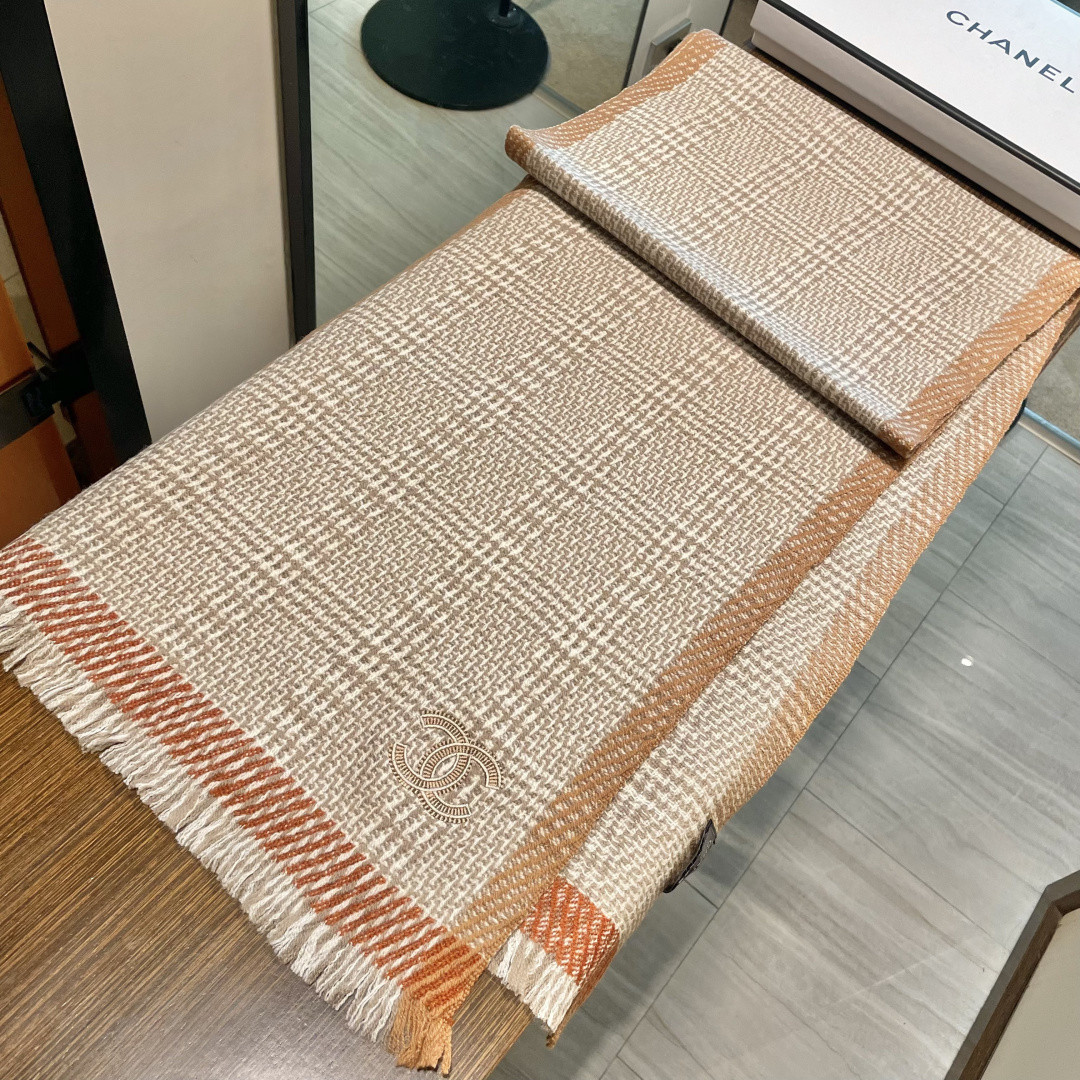 Ch*el scarf 38x200cm 100% wool