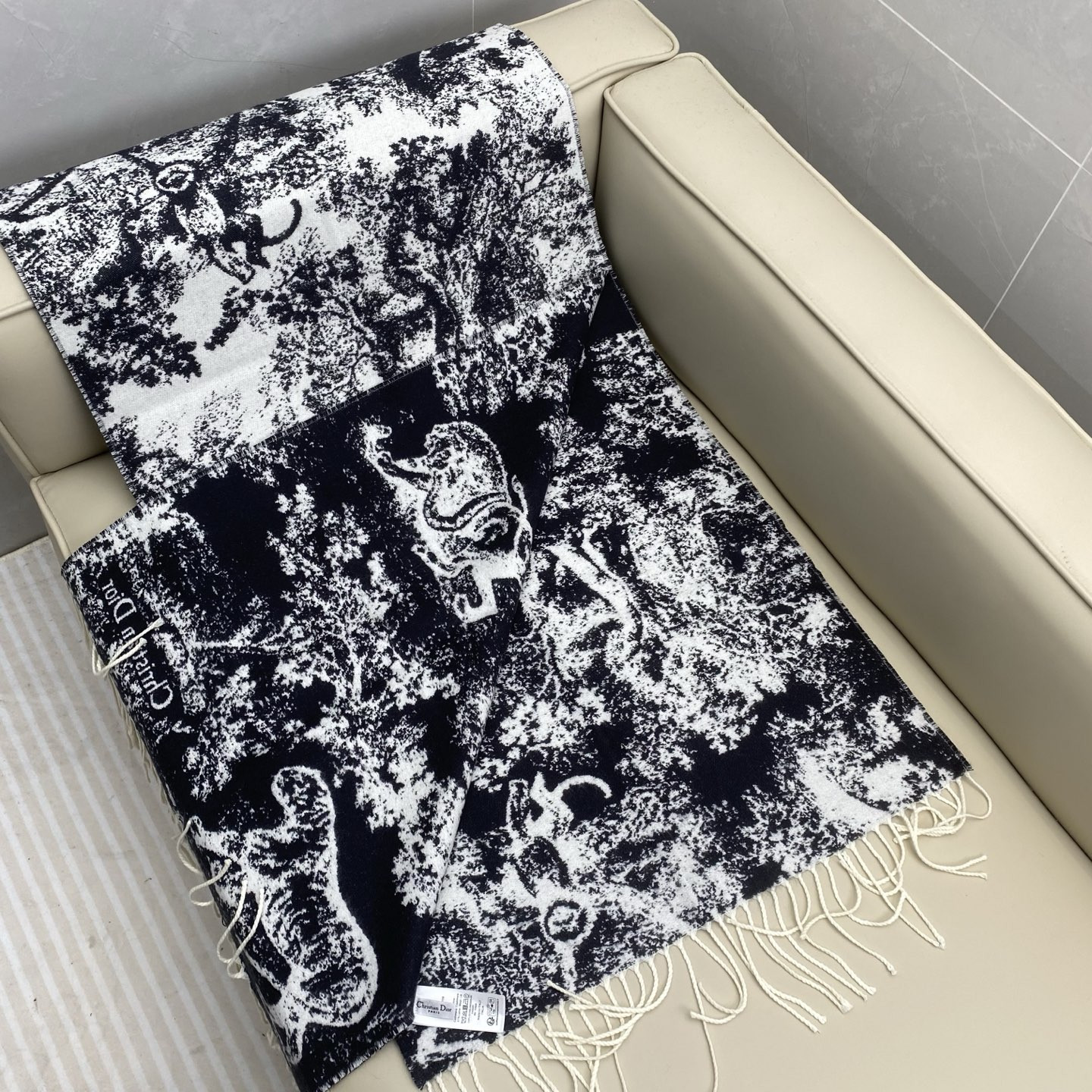 D*or scarf 200x45cm 59% cashmere 41% wool