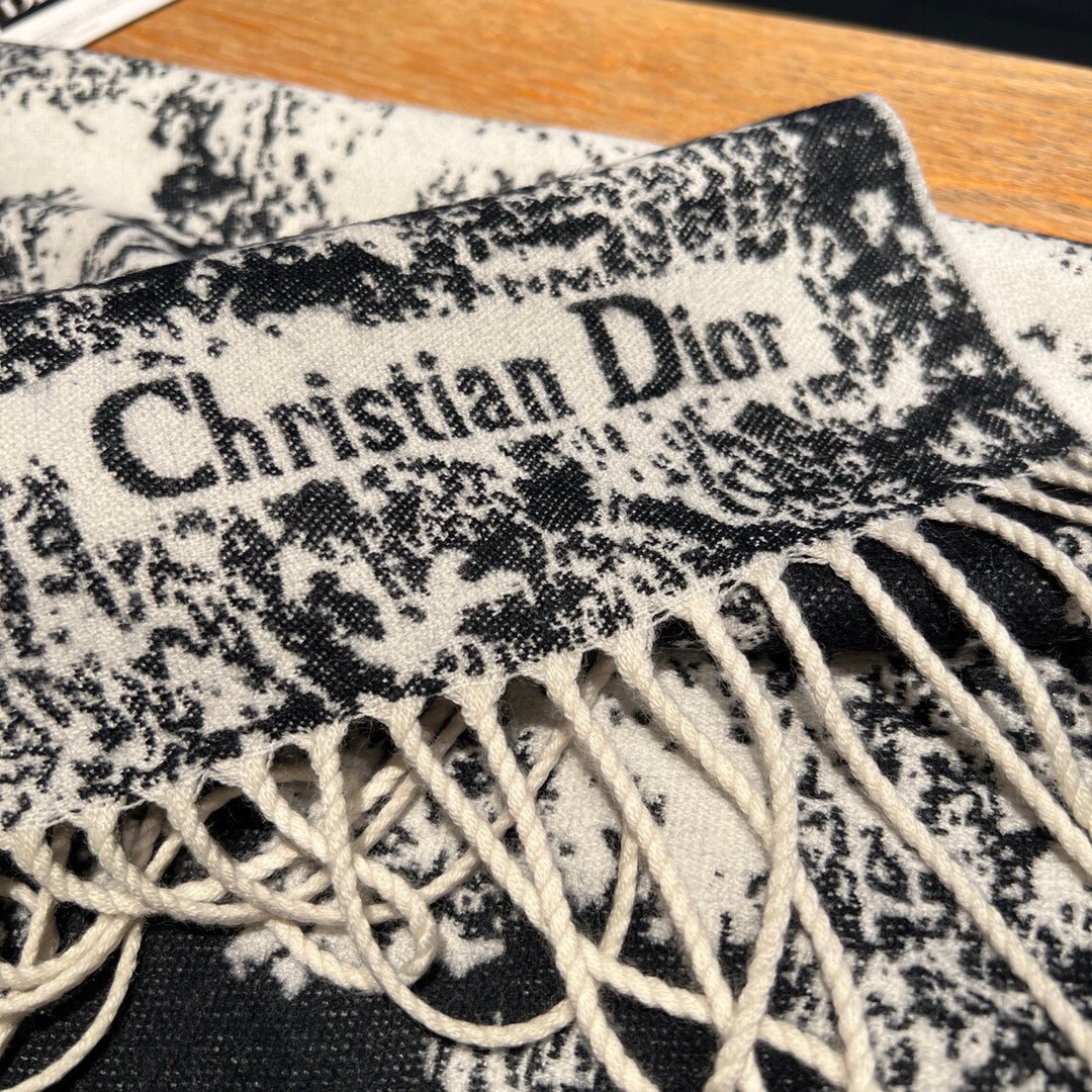 D*or printed scarf 200x45cm 59% cashmere 41% wool