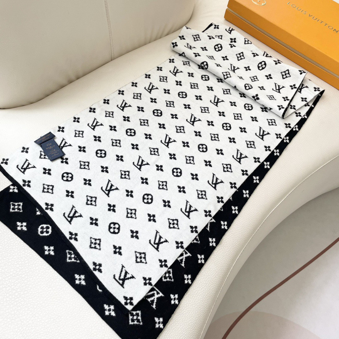 l0*is V*t0n scarf 32x180cm