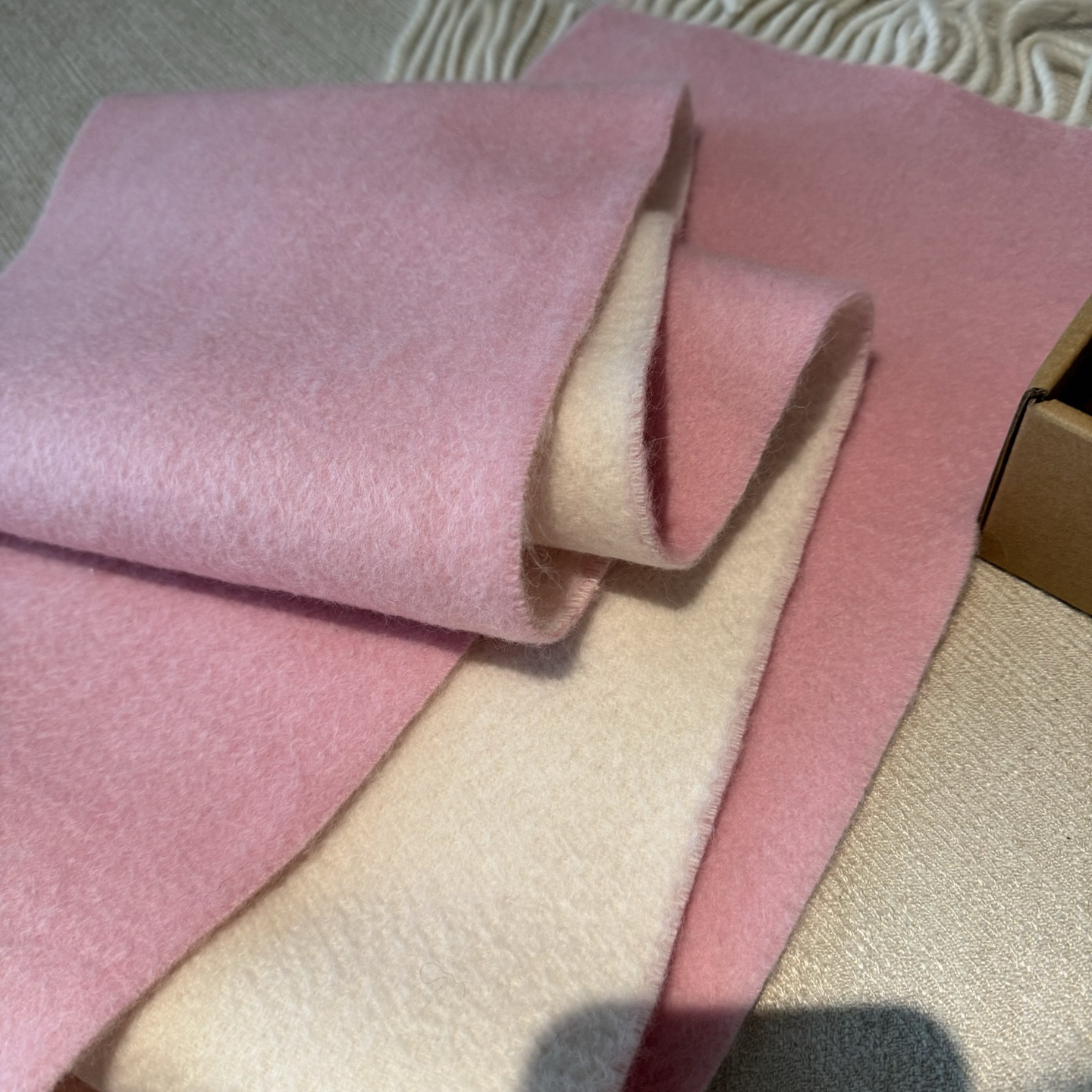 l0*is V*t0n scarf 25x220cm