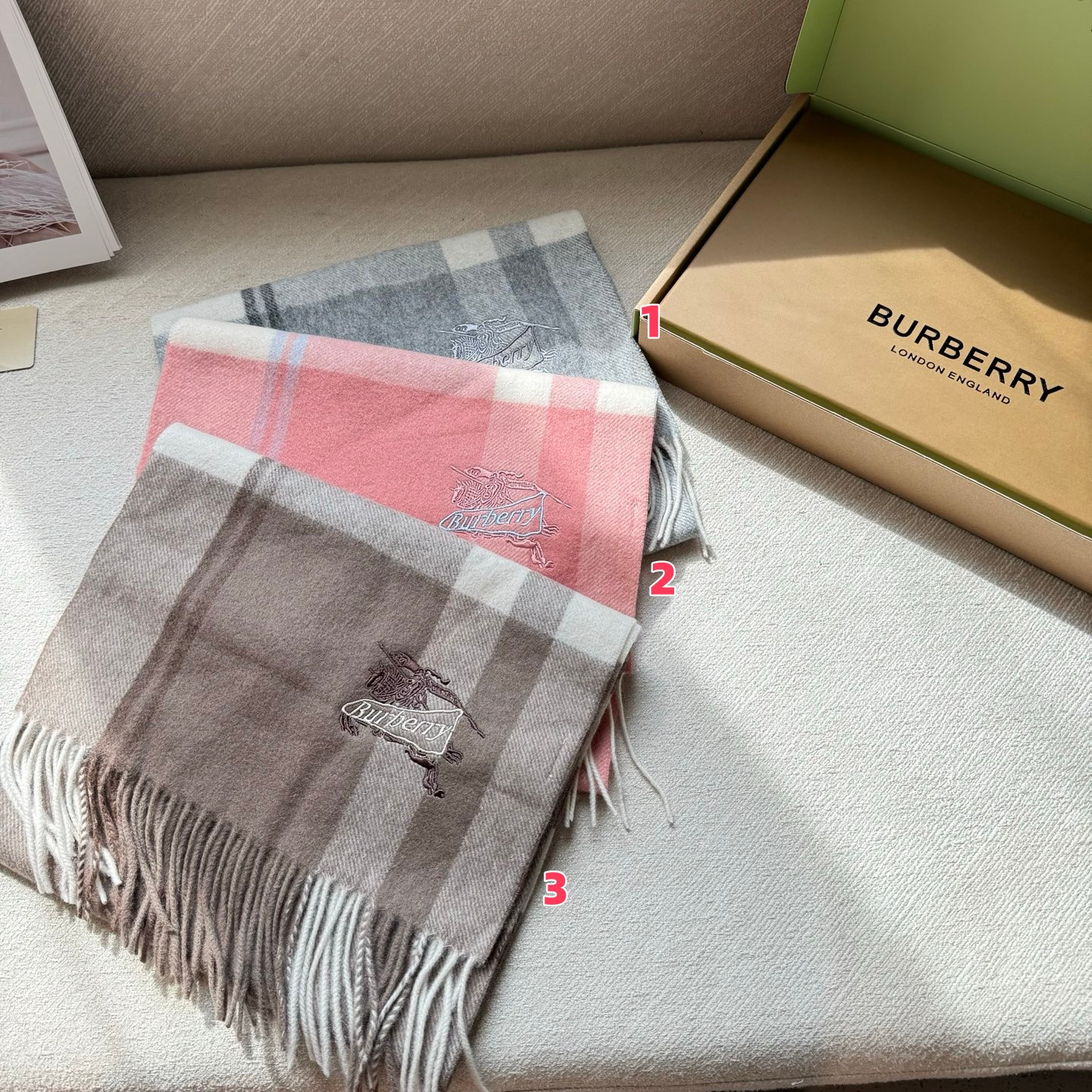 B**rry scarf 30x180cm 100% lambswool