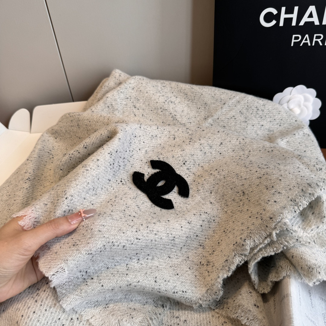 Ch*el scarf 70x180cm 100% cashmere