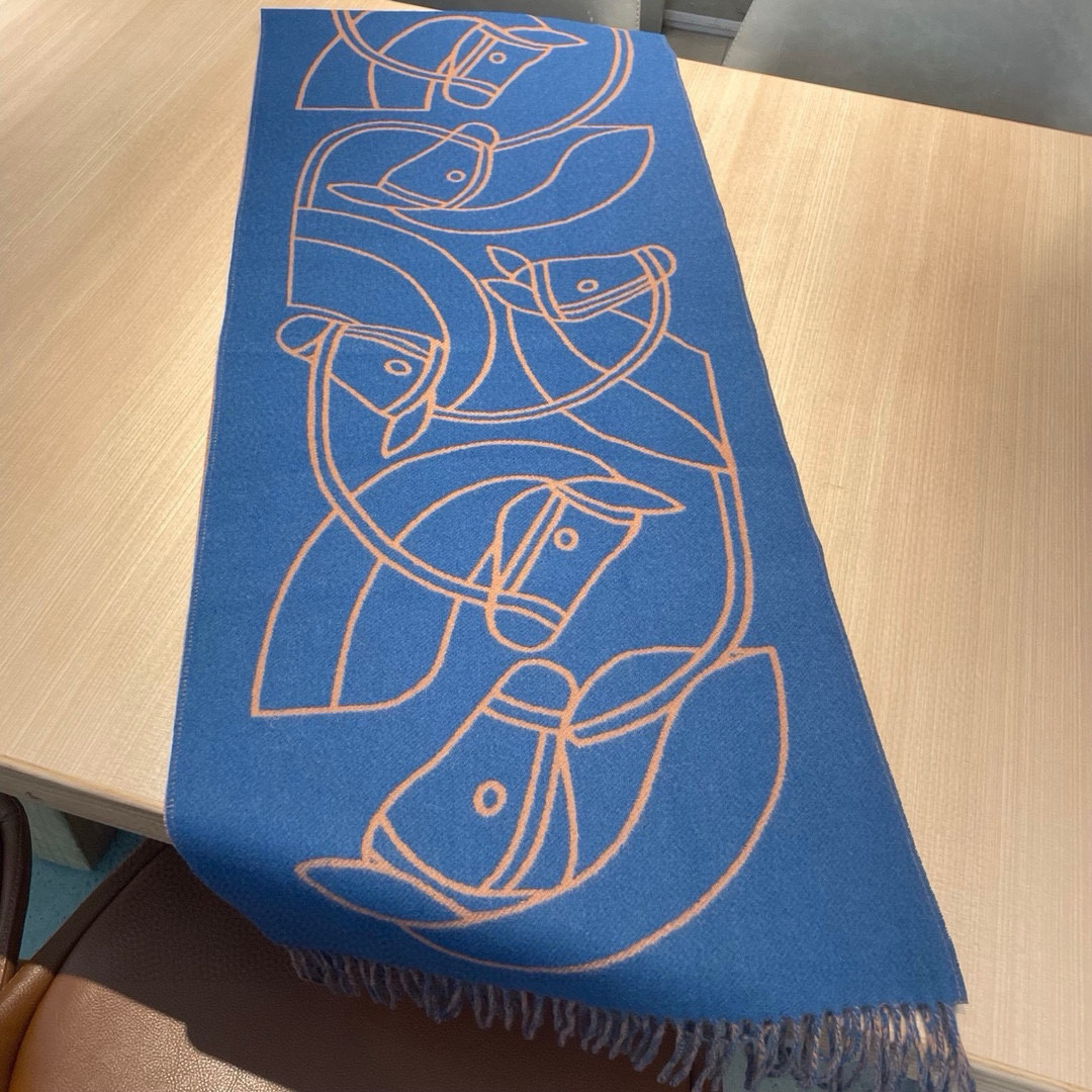 H**mes scarf 40x195cm