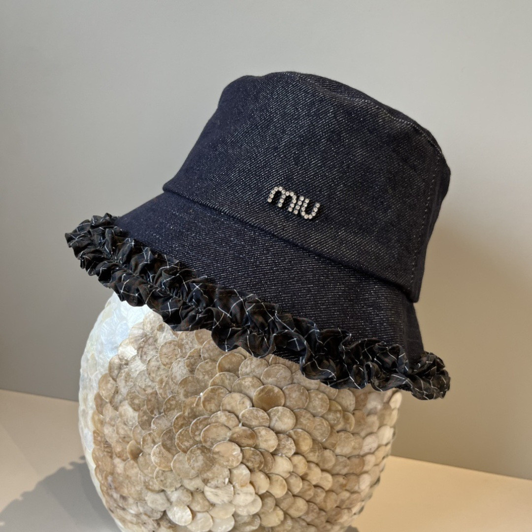 M1v M1v bucket hat 57cm head circumference