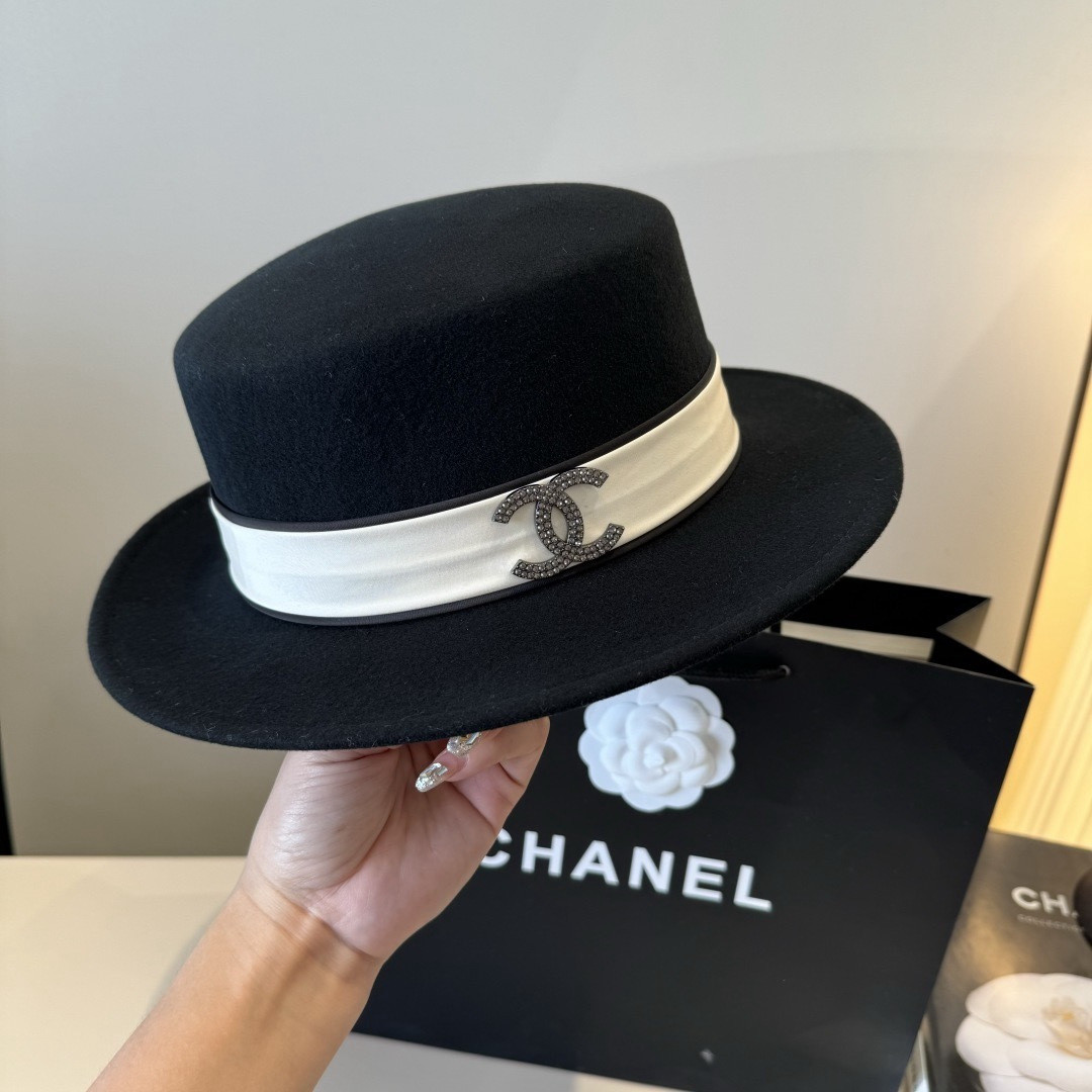 Ch*el wool felt hat 57cm head circumference