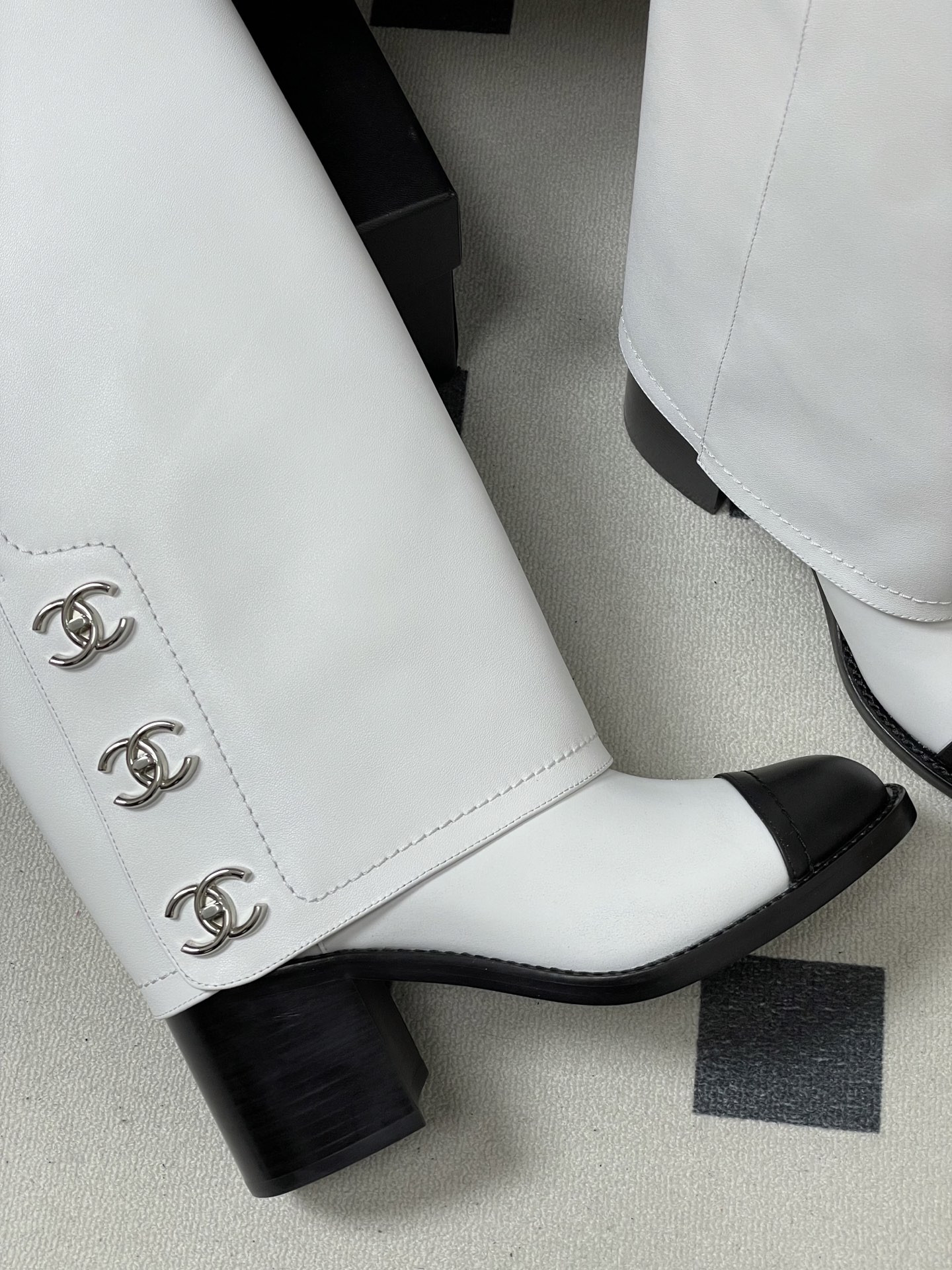 ua Ch*el high boots 7cm heel