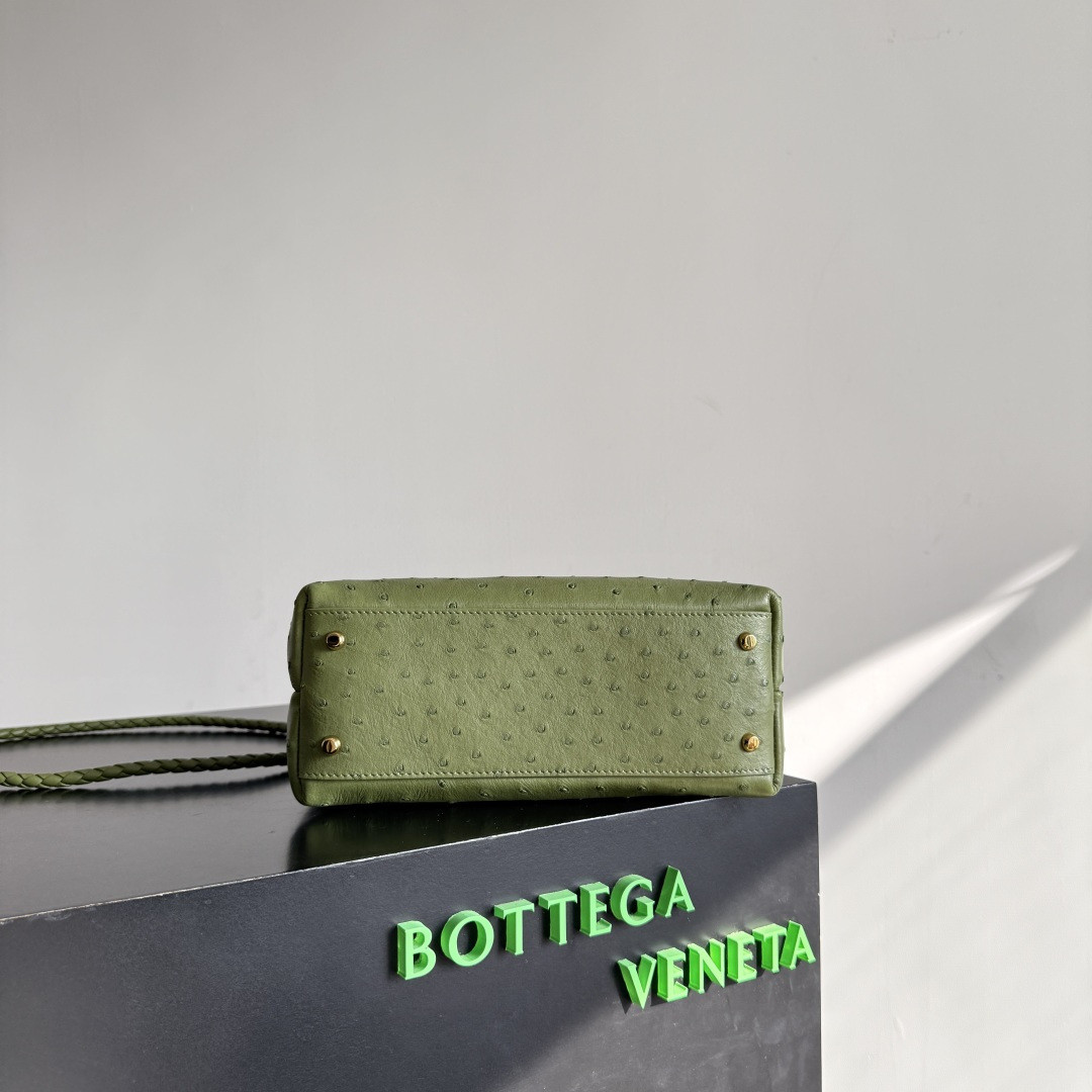 bo*te*ga Ve*ne*ta small andiamo 25x20x10cm