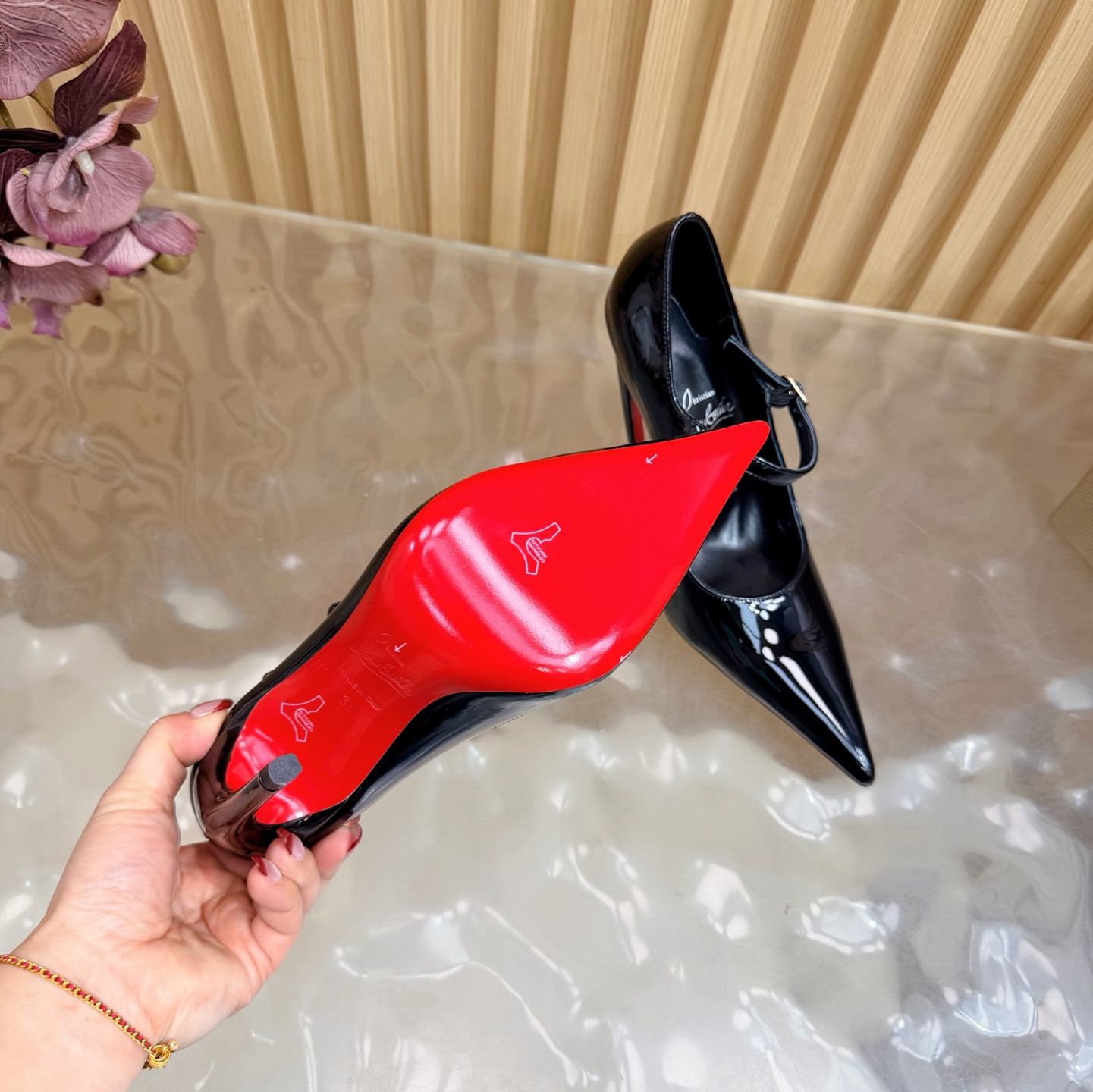 ua Ch**an louboutin mary jane pumps 15cm heel