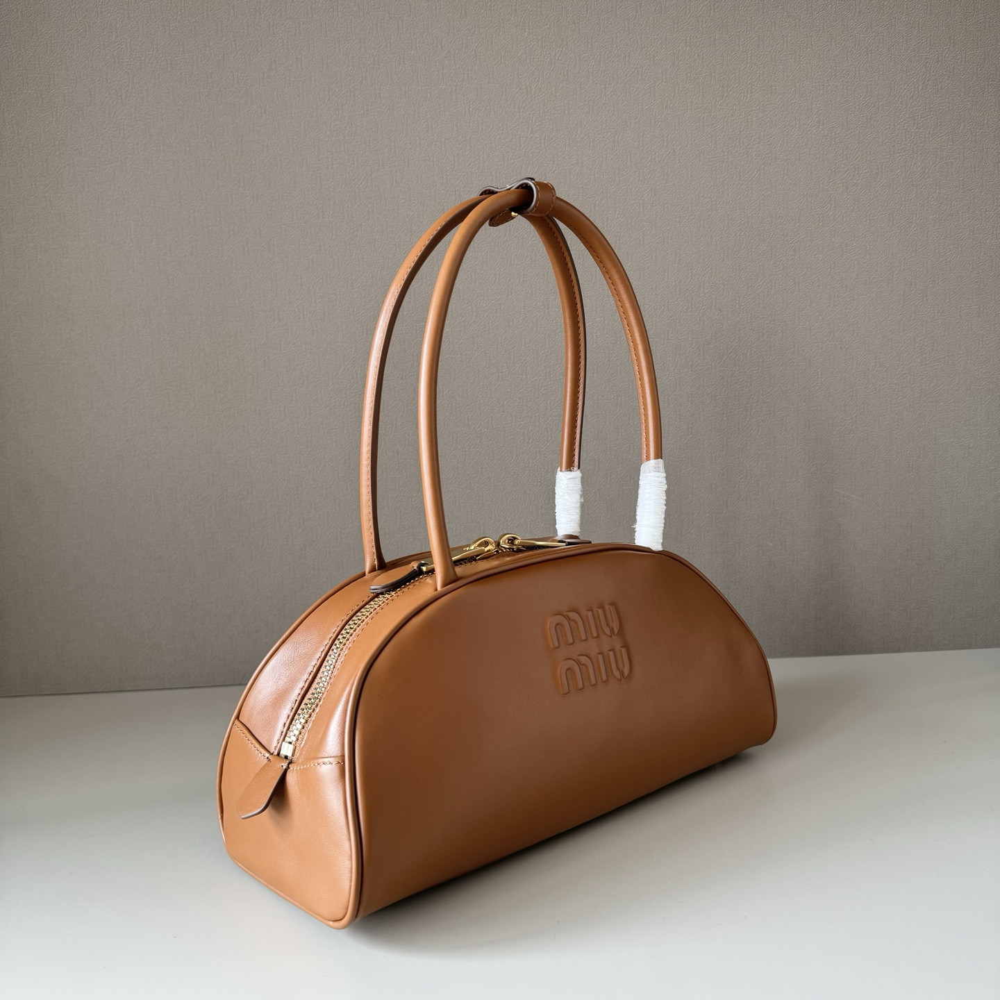 M1v M1v medium beau leather bag 13x30x13.5cm