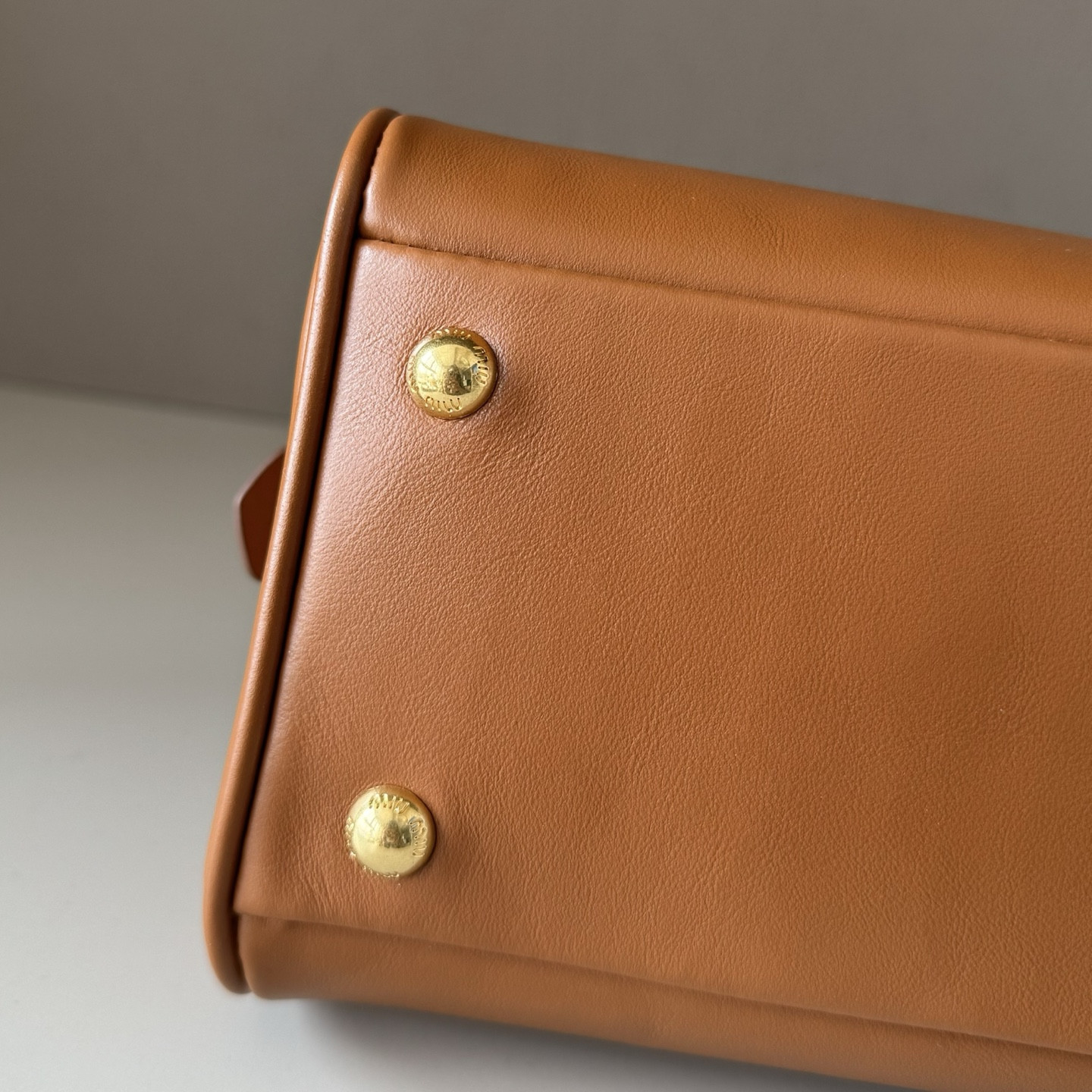 M1v M1v medium beau leather bag 13x30x13.5cm