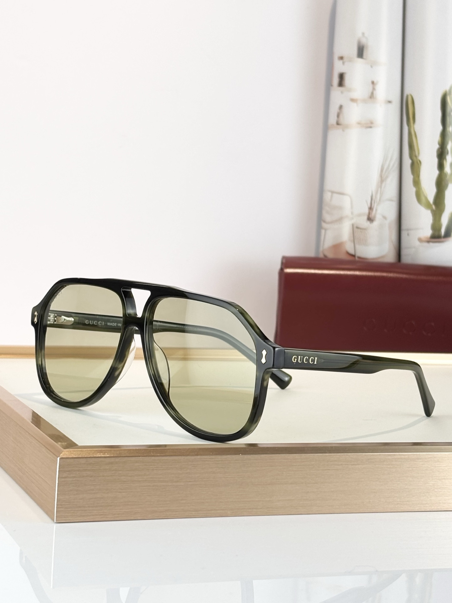 G*u*i glasses gg1042s 58-14-145