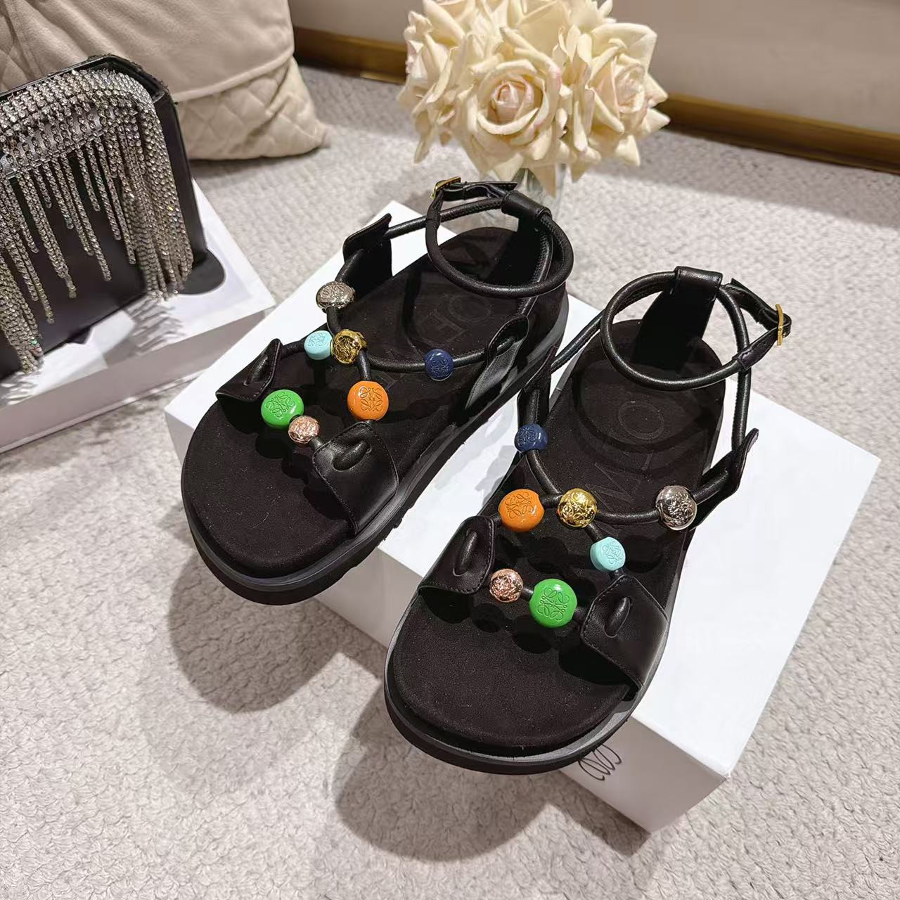 ua L0ew* pebble beads fussbett sandal