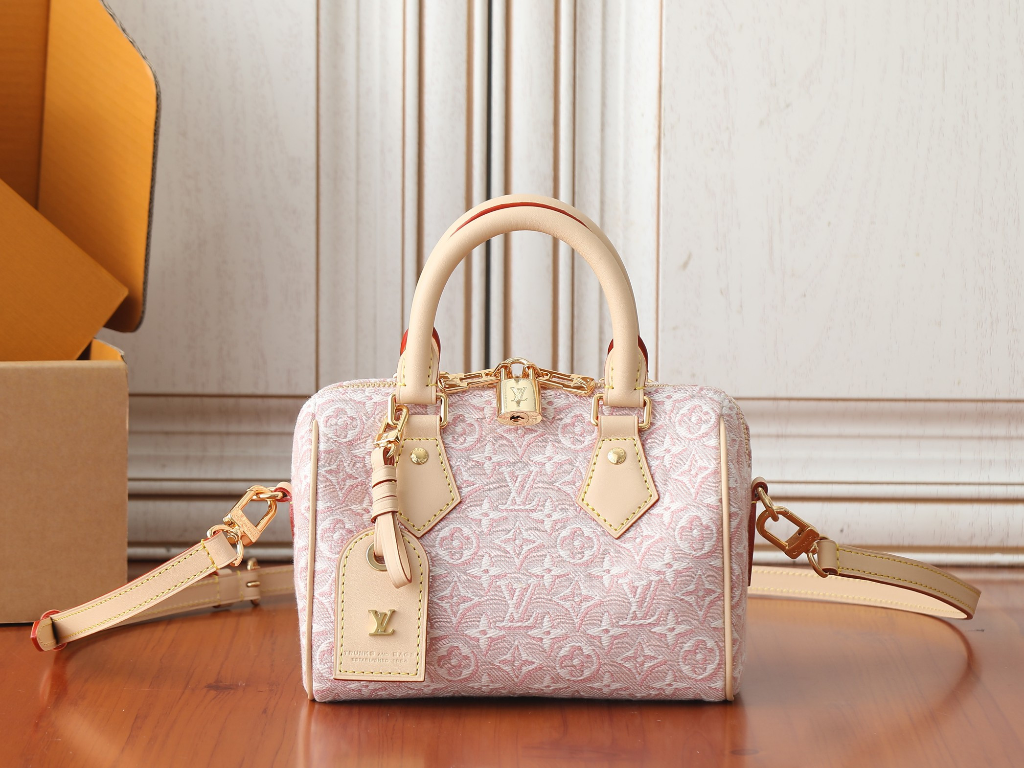 LV Speedy Bandoulière 20 M2A039 20.5x13.5x12cm