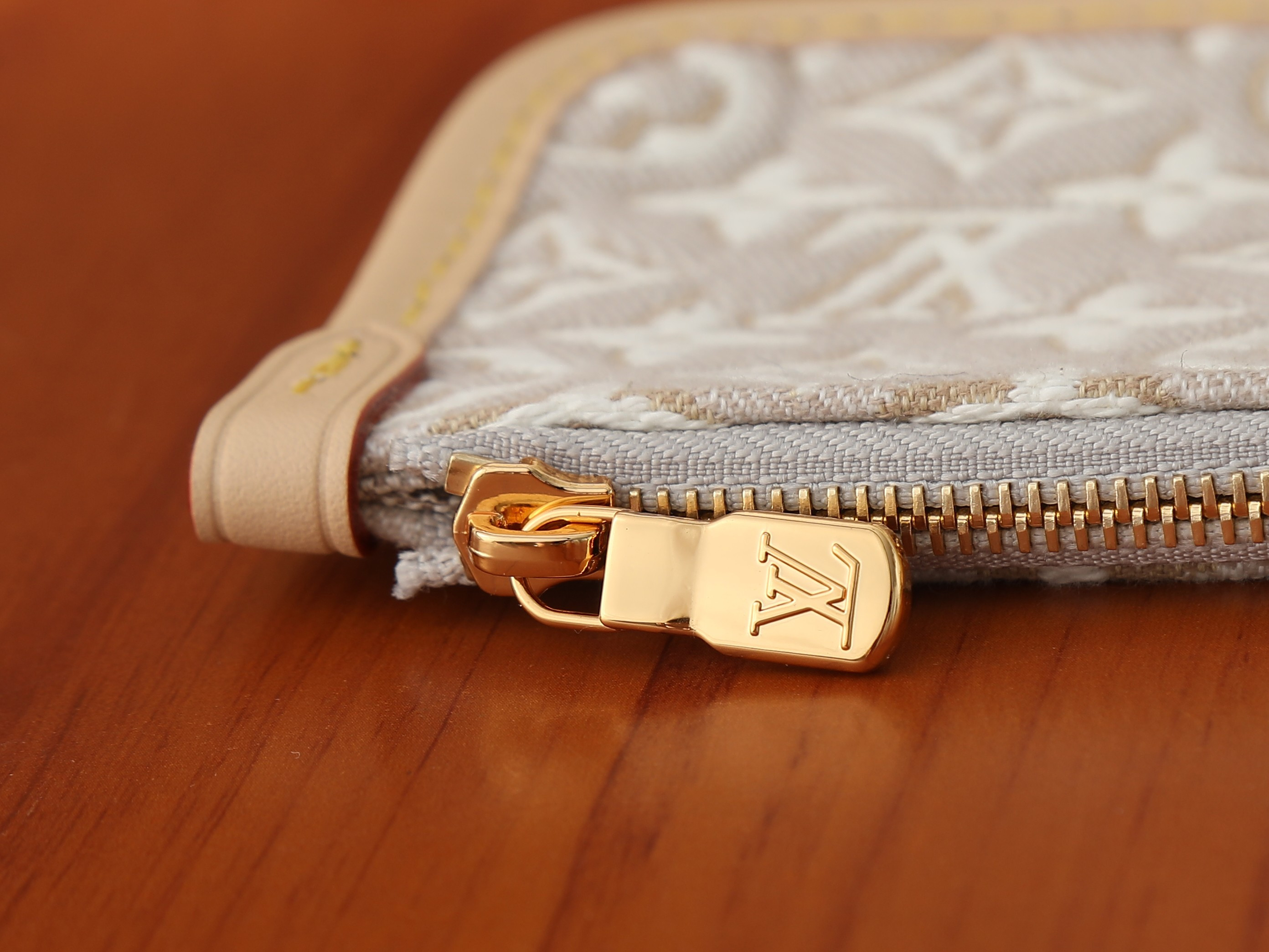 LV All in BB M2A377 16x18x12cm