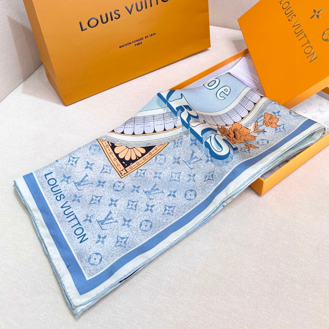 LV silk scarf 90x90cm
