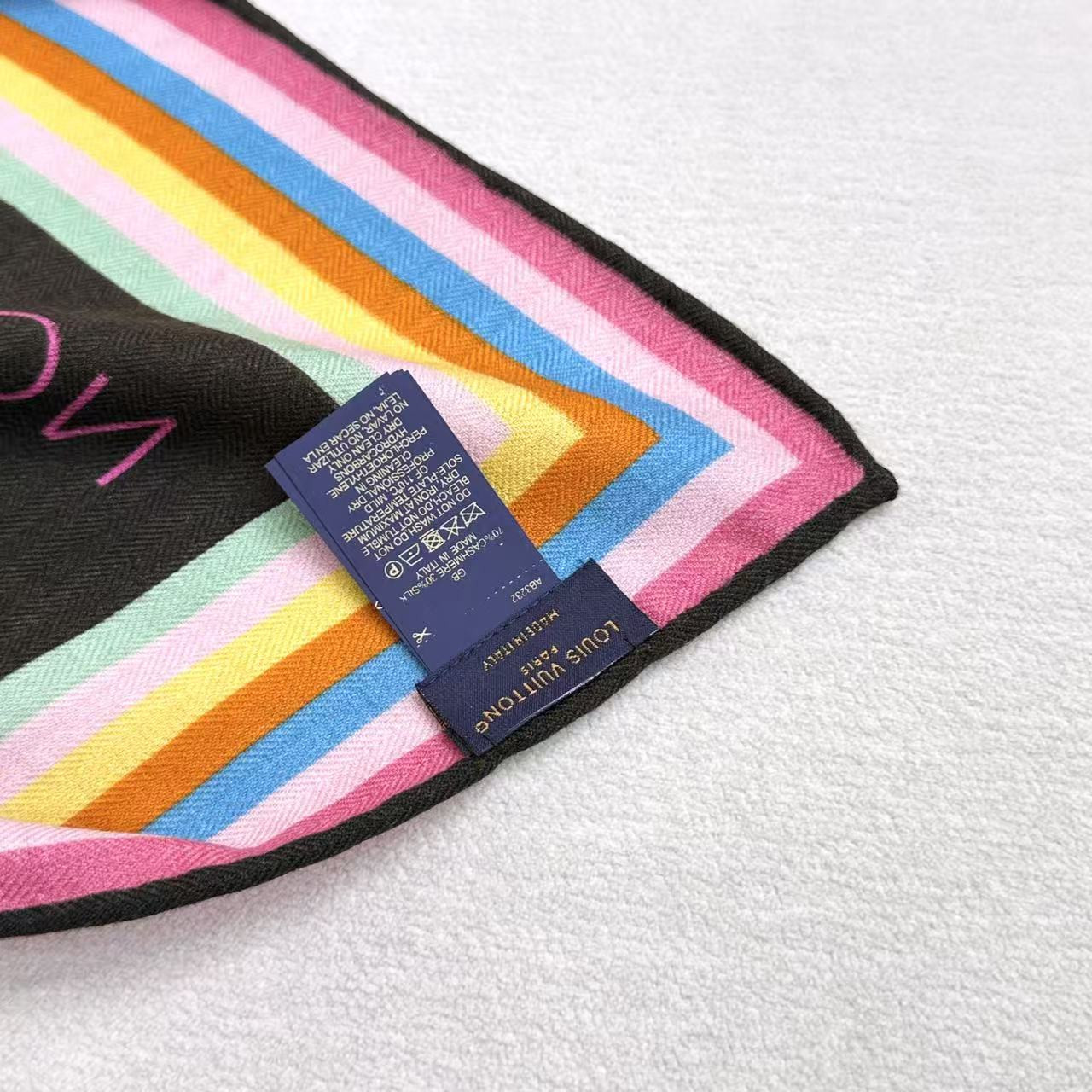 LV x TM scarf 135x135cm 30% silk 70% wool