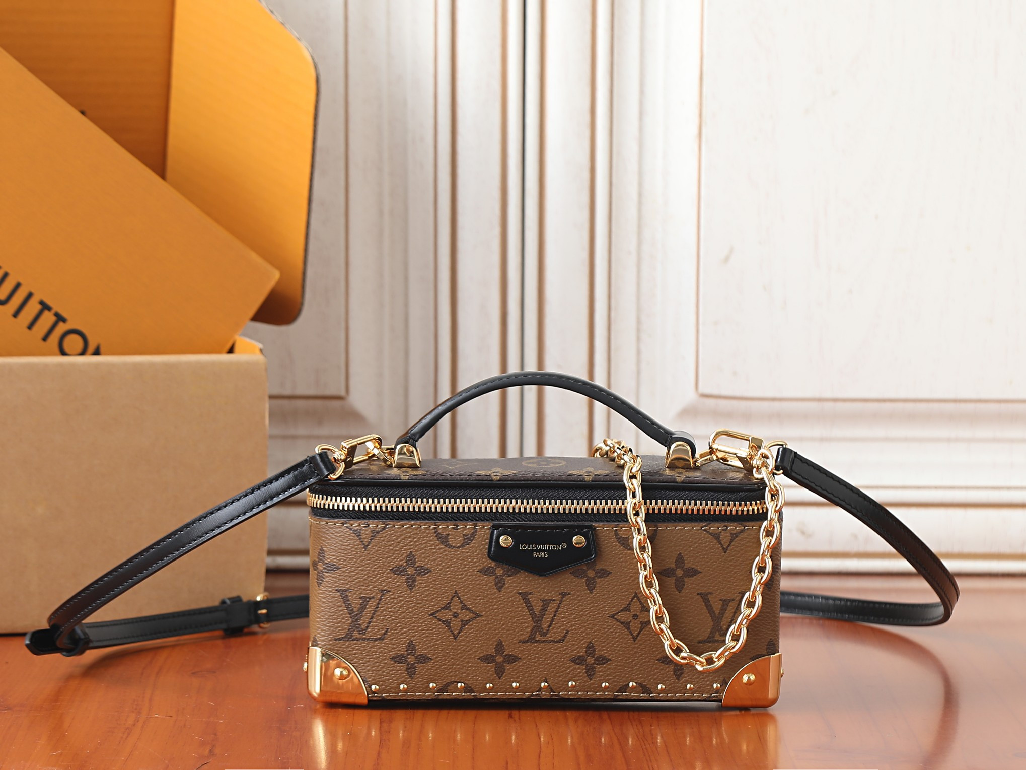 LV Vanity Pouch Trunk M29548 20x10x5.5cm