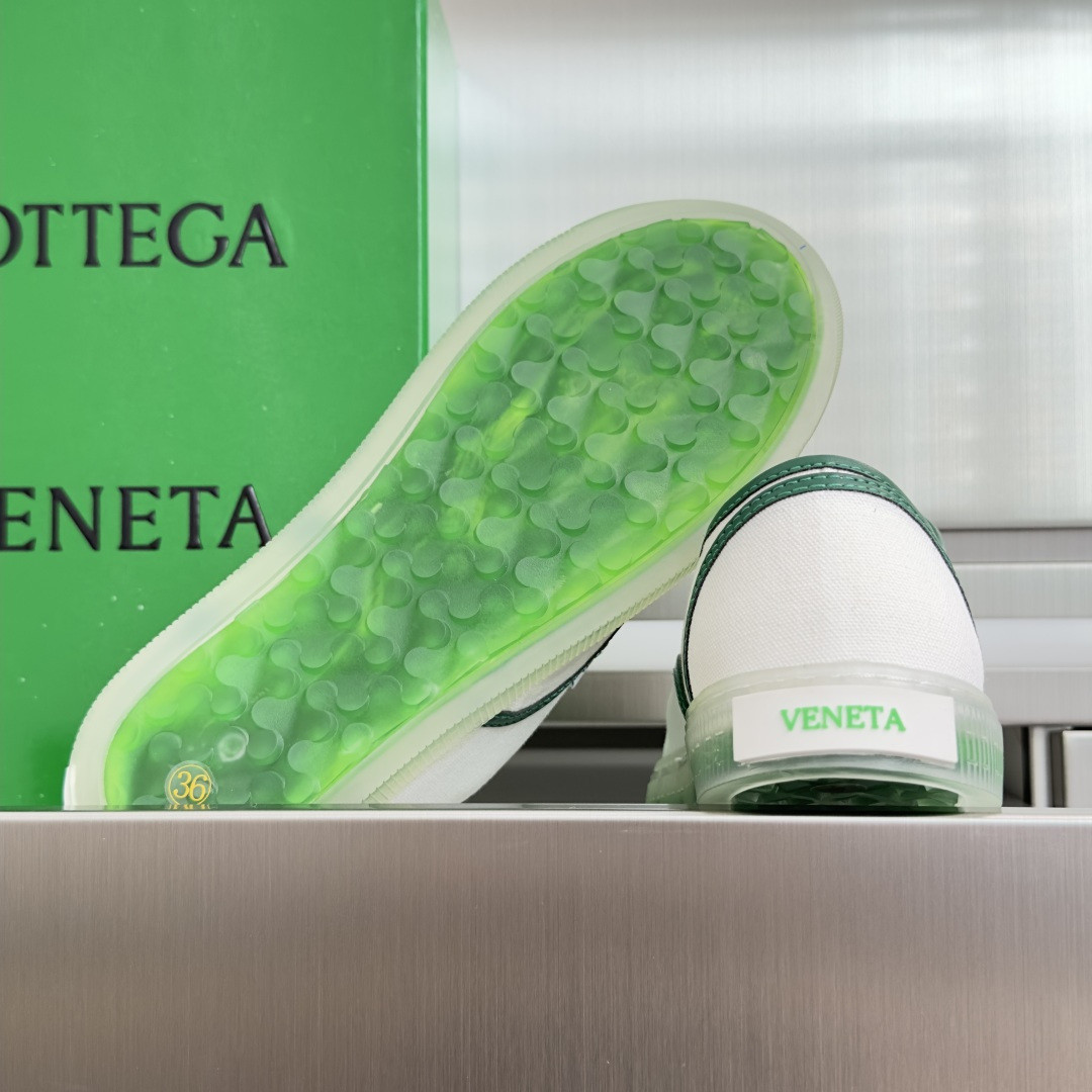ua bo*te*ga Ve*ne*ta serena sneakers