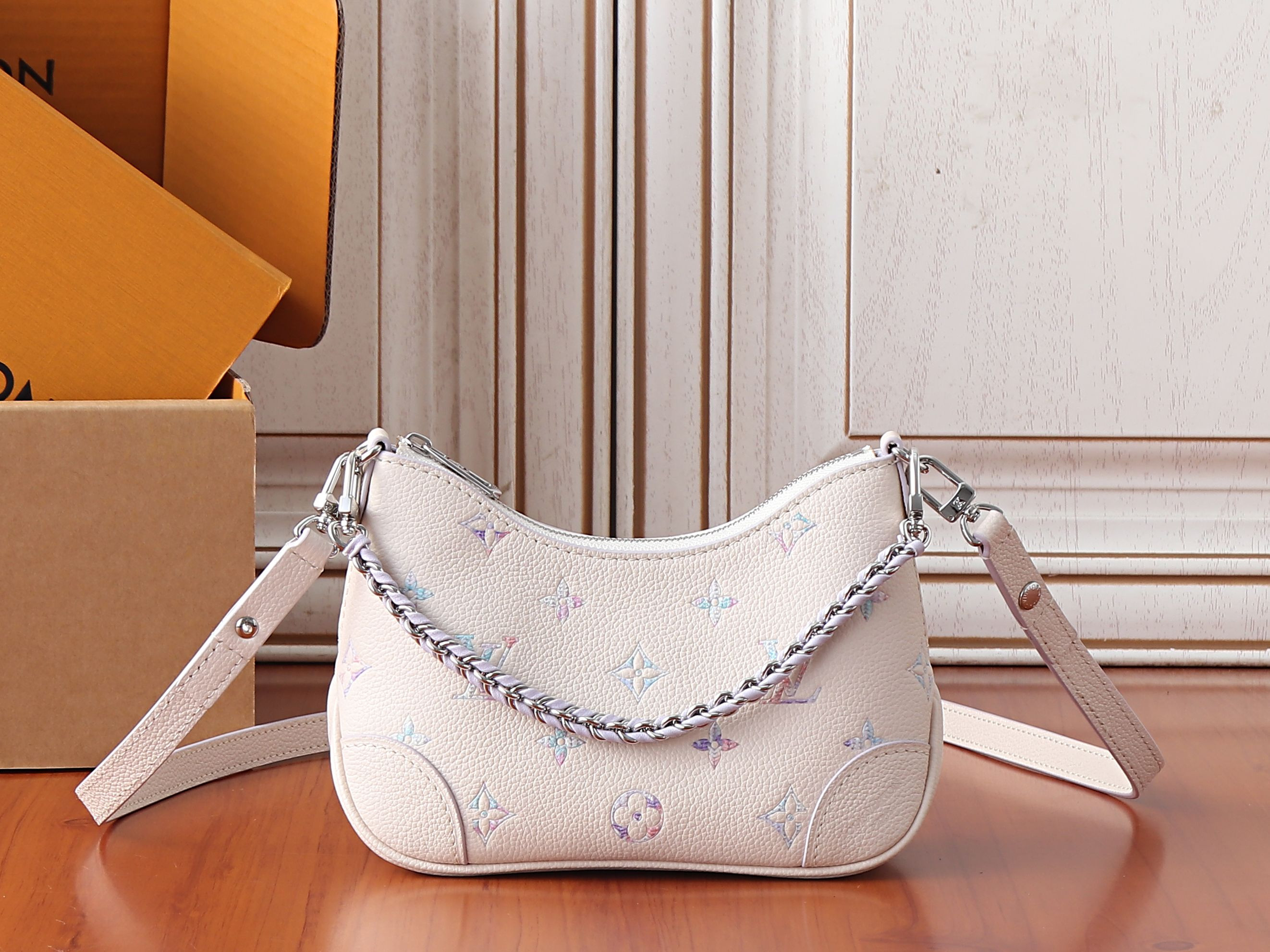 LV Nano Boulogne M29779 19x13x8cm