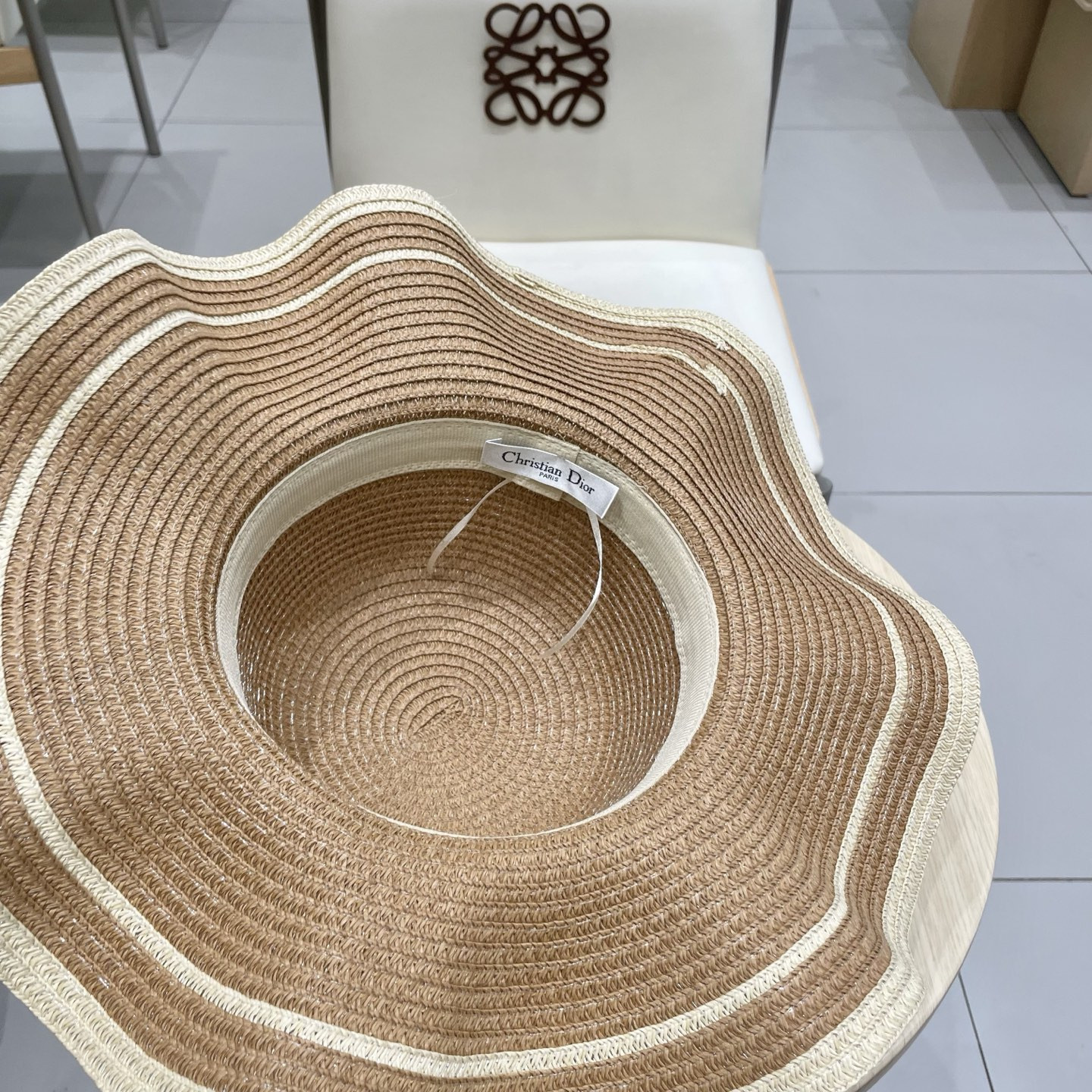 D*or straw hat 57cm head circumference