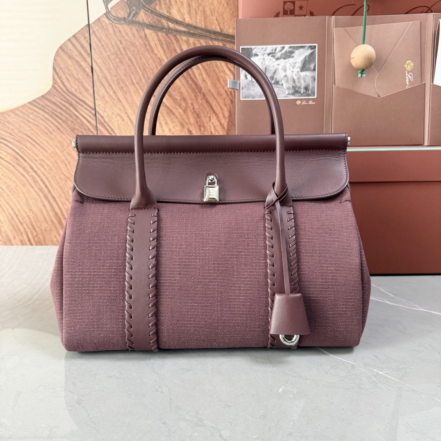 L**o p*ana loom bag l32 33 x 23 x 18 cm
