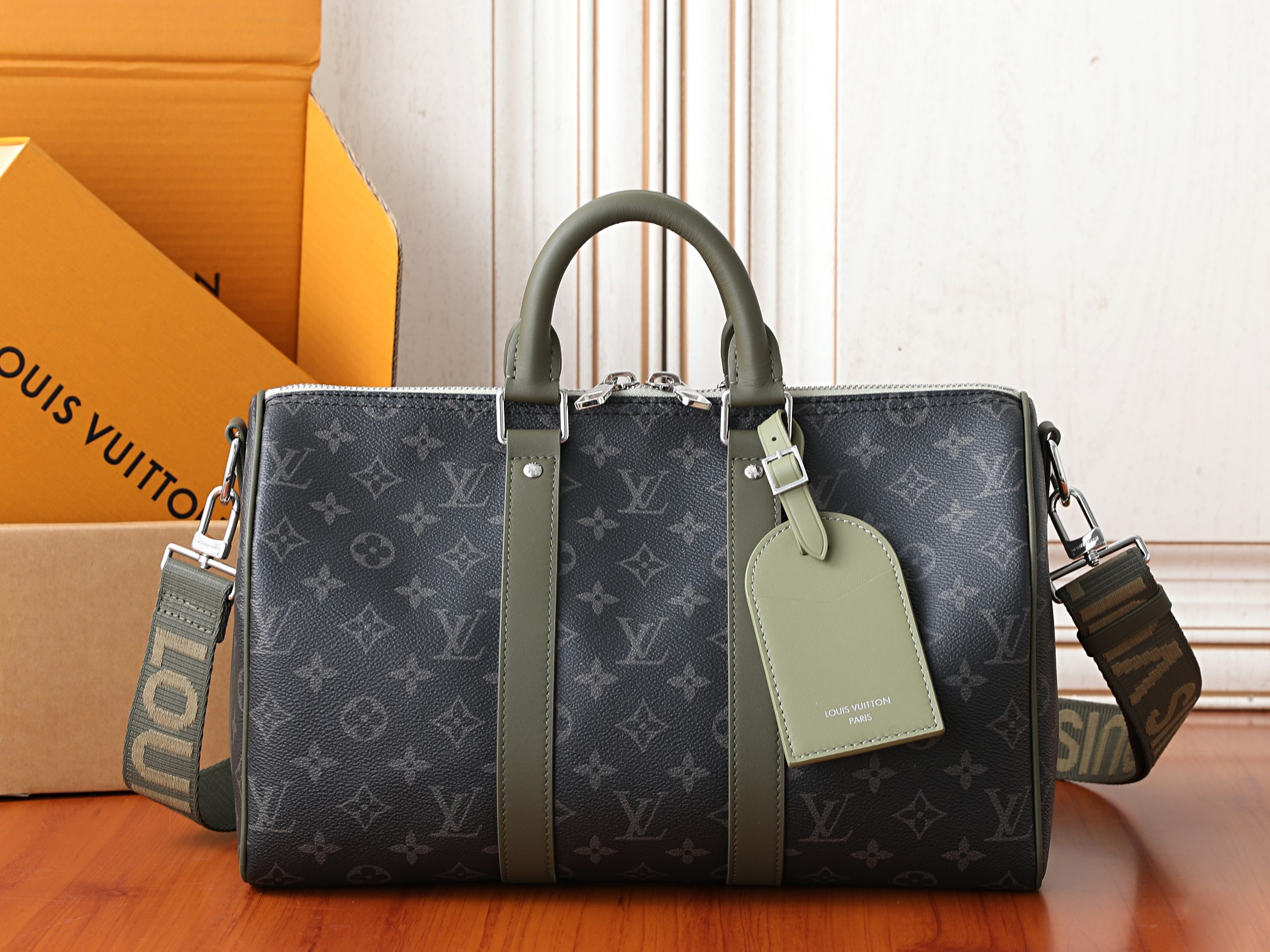 LV Keepall Shoulder Strap 35 M28639 34 x 21 x 16 cm