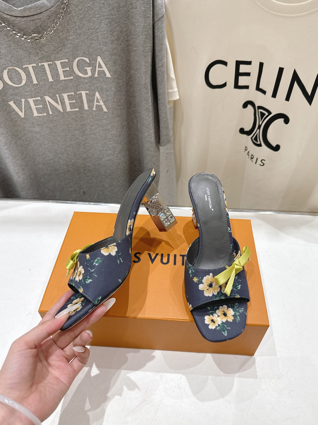 UA LV Cube Mule 7cm Heel