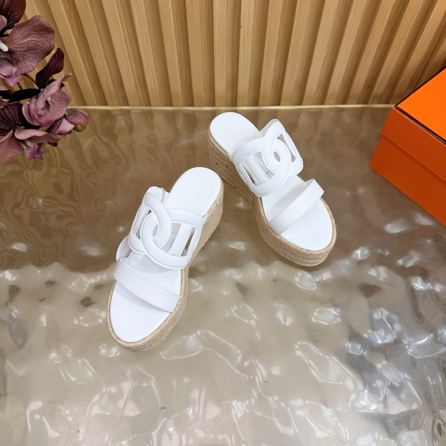 ua H**mes ithea espadrille